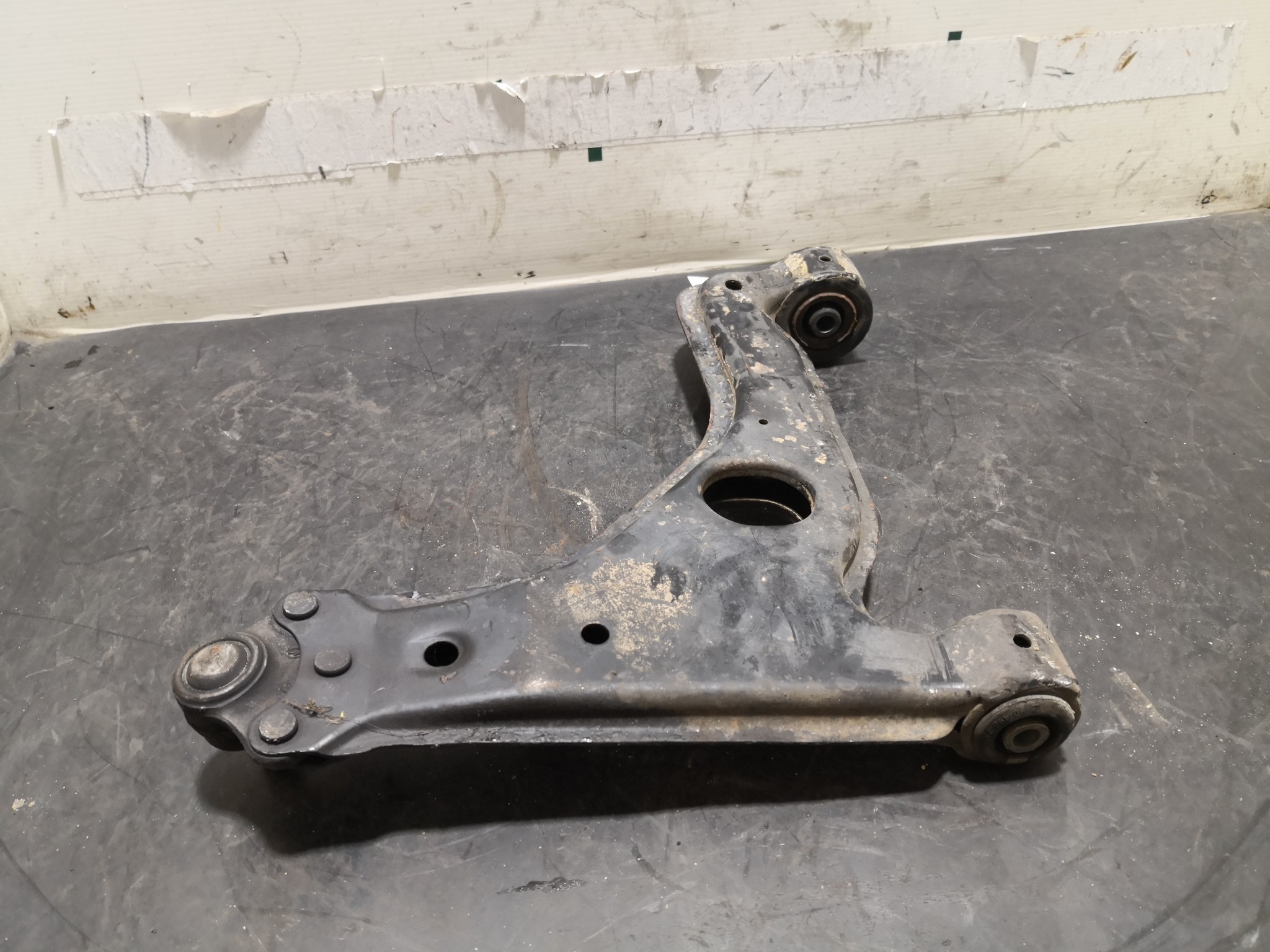 Braço Suspensão Frente Esq OPEL ASTRA H Combi (A04) | 04 - 14 Imagem-3