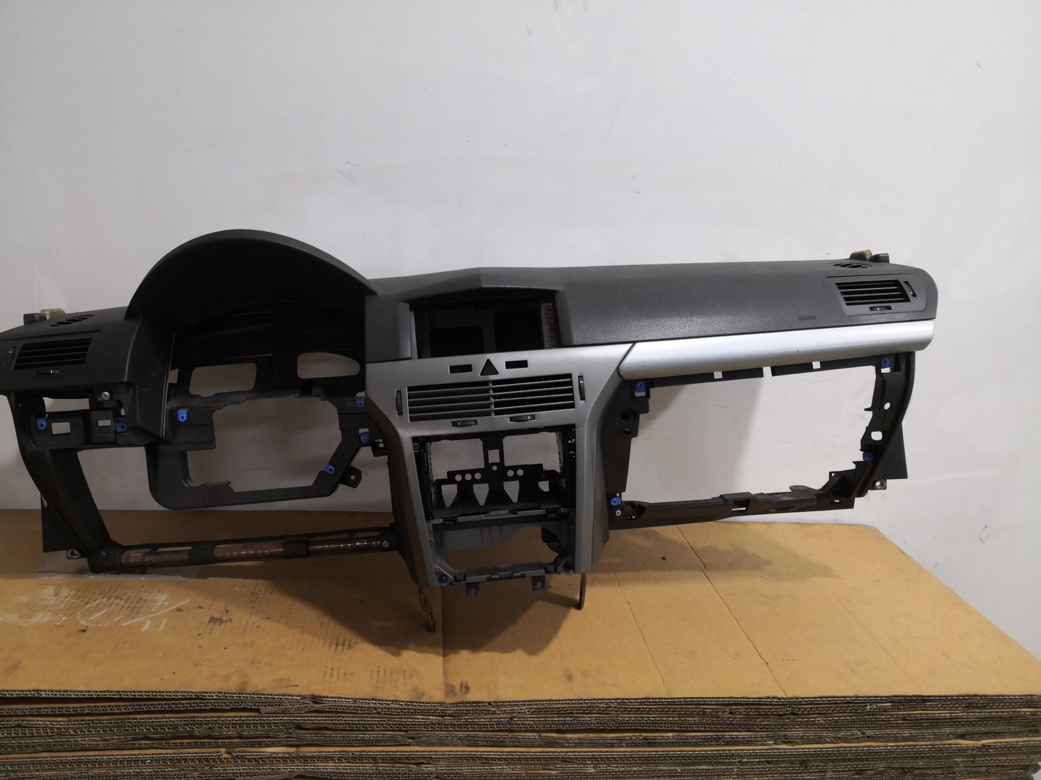 Tablier OPEL ASTRA H (A04) | 04 - 14 Imagem-4