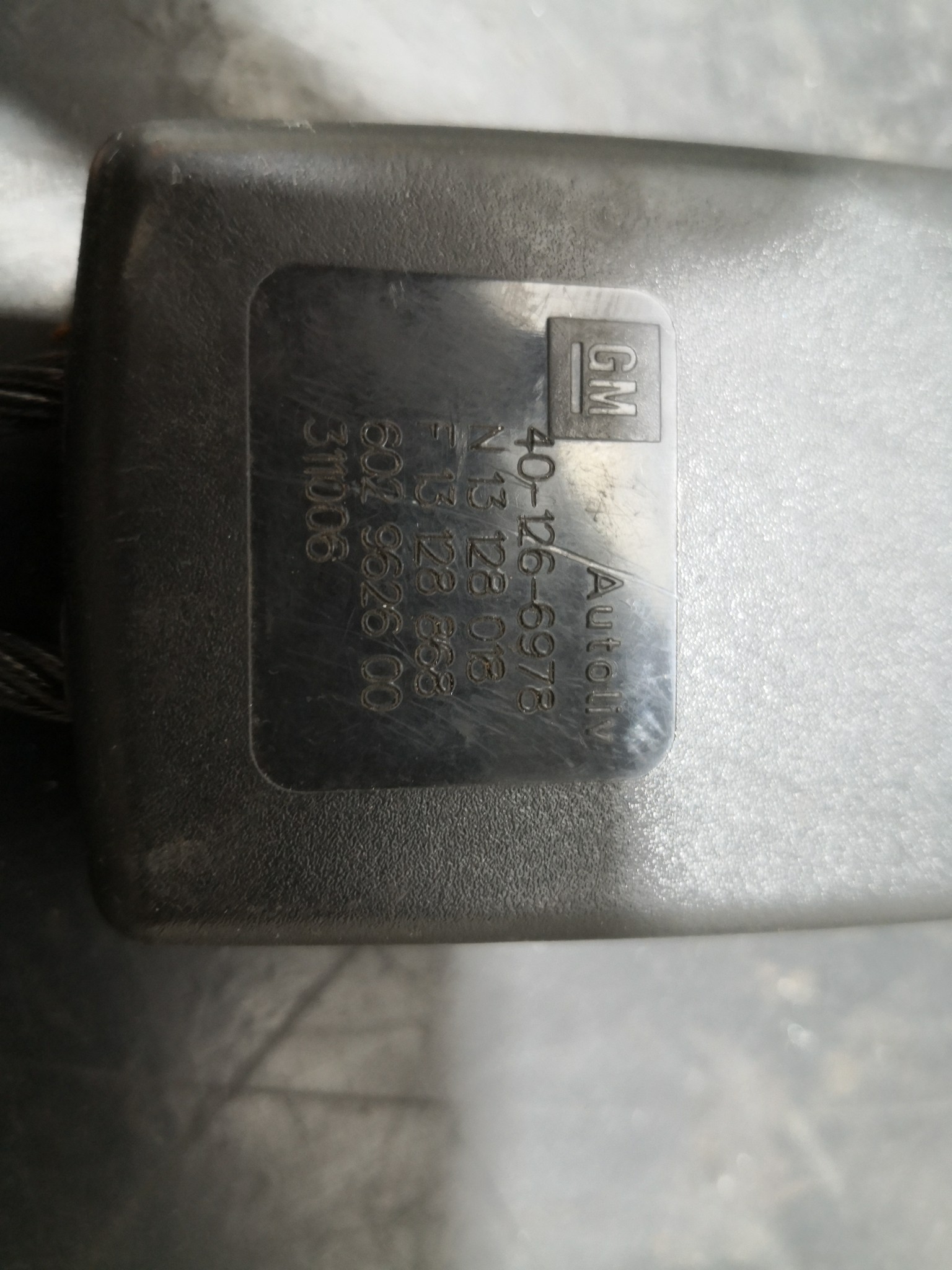 Engate Cinto Trás Dto OPEL ASTRA H Combi (A04) | 04 - 14 Imagem-1