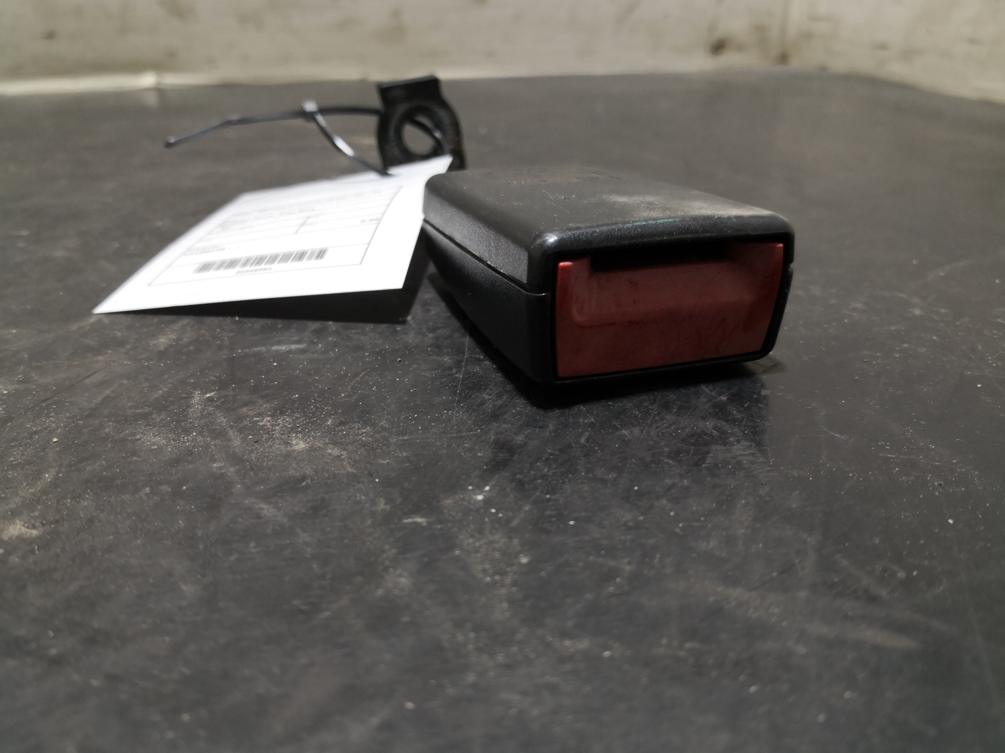 Engate Cinto Trás Esq OPEL ASTRA H Combi (A04) | 04 - 14 Imagem-2