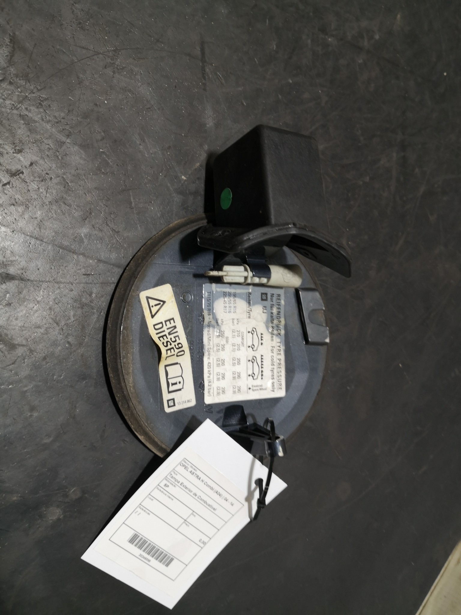 Tampa Exterior de Combustivel OPEL ASTRA H Combi (A04) | 04 - 14 Imagem-1