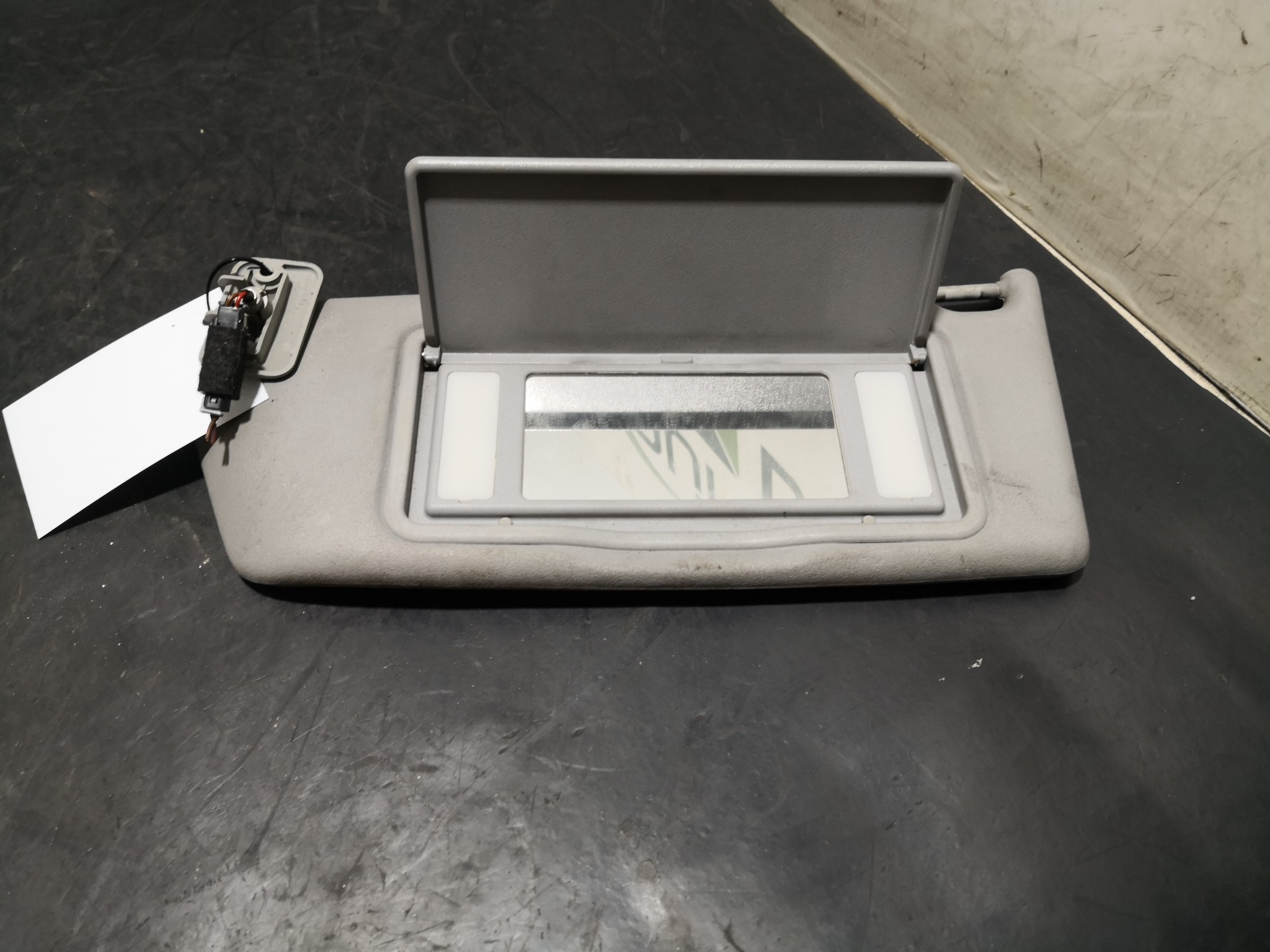 Pala de Sol Esq OPEL ASTRA H Combi (A04) | 04 - 14 Imagem-1