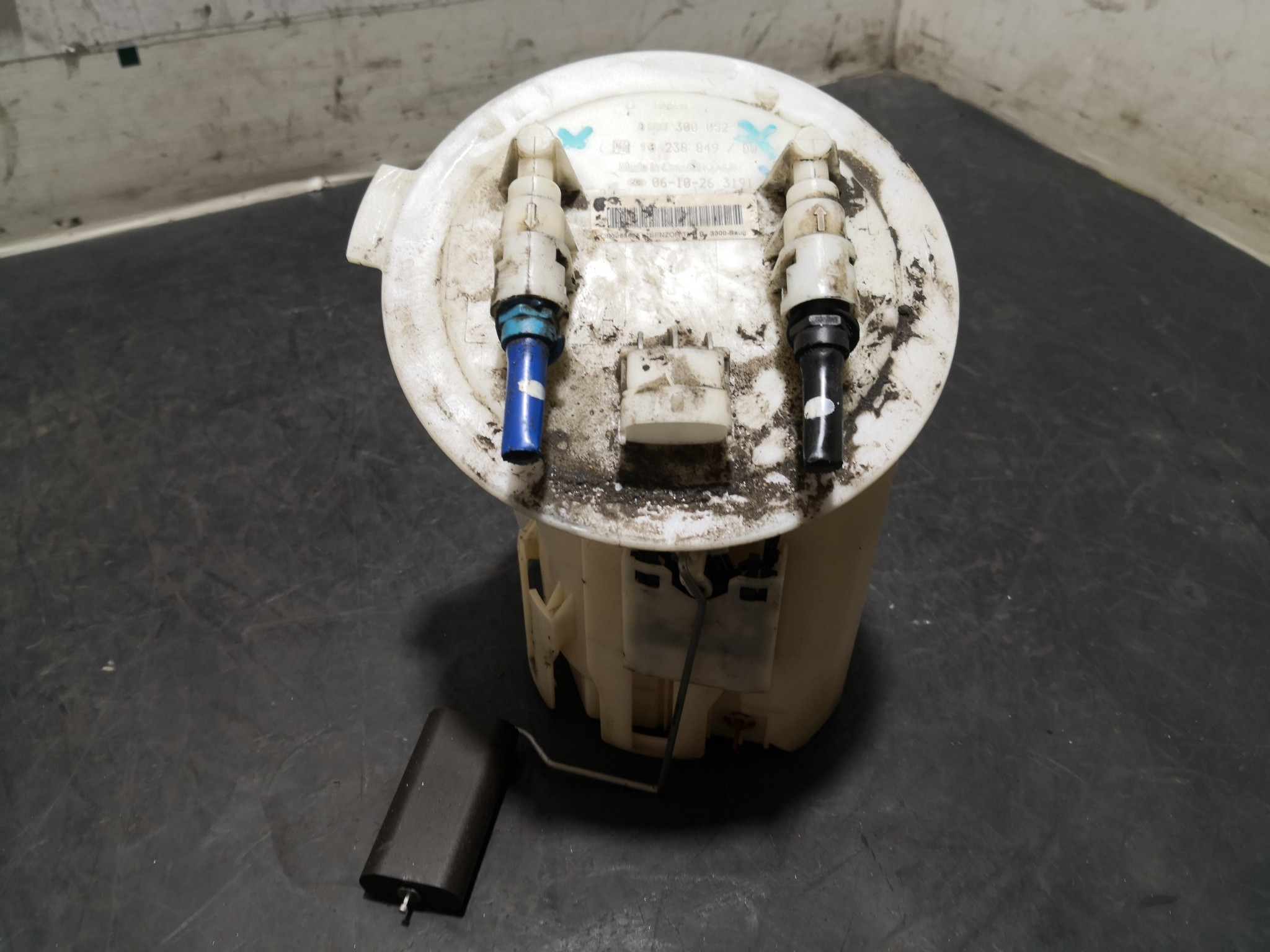 Boia do Combustível OPEL ASTRA H Combi (A04) | 04 - 14 Imagem-1