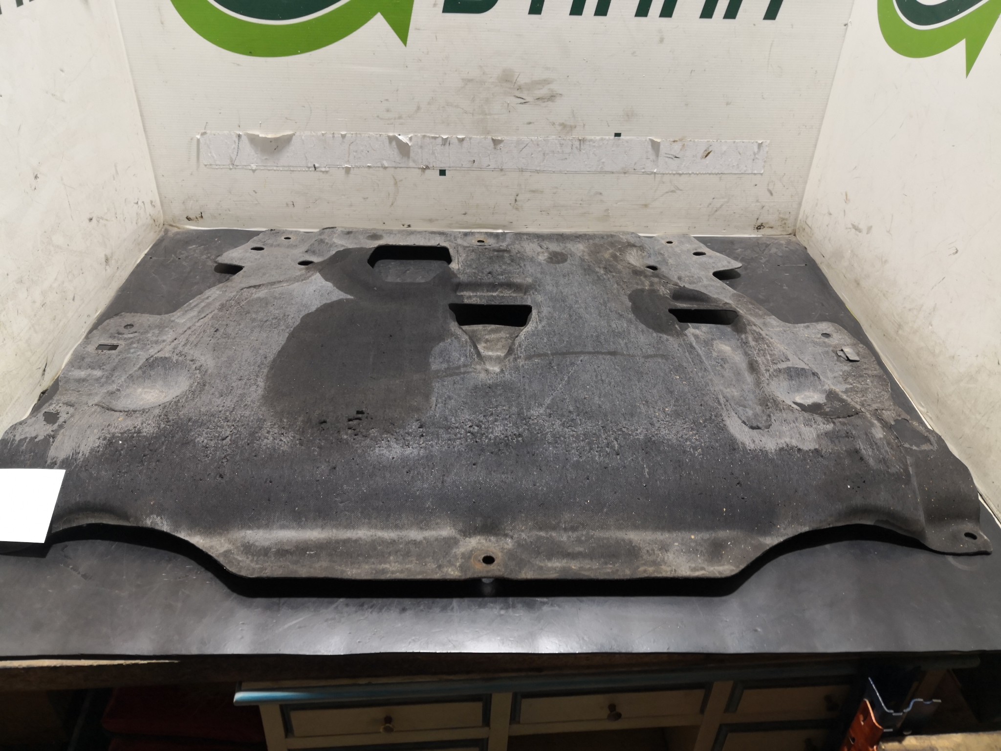 Protecção Inferior Motor VOLVO S80 II (124) | 06 -  Imagem-3