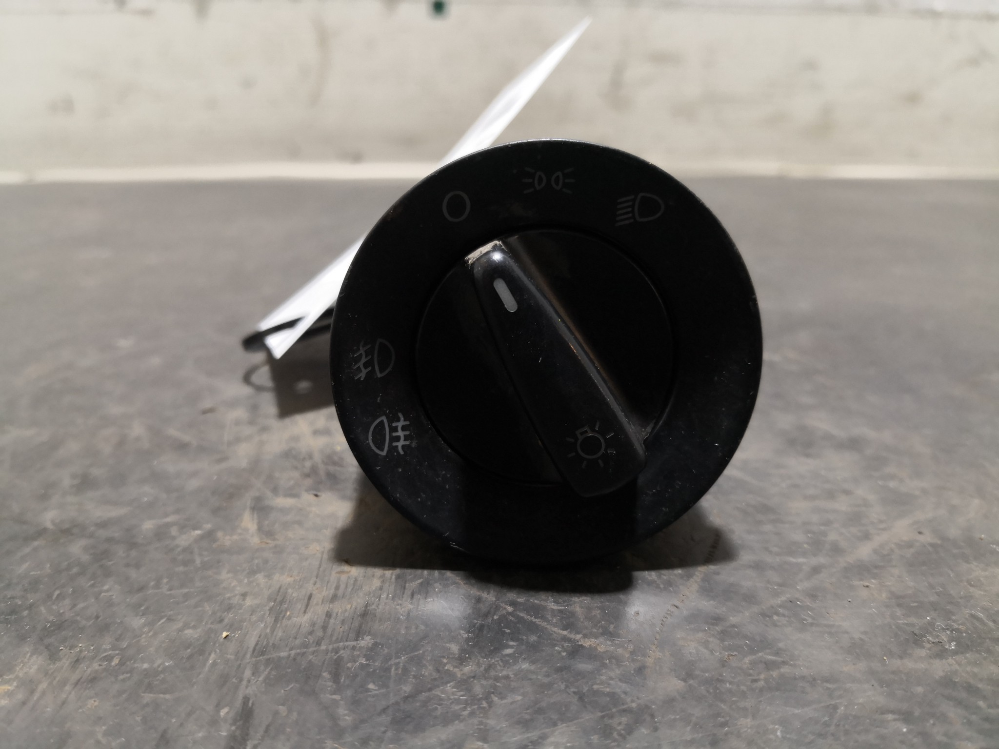 Botão de Luzes VOLKSWAGEN - ID S_106667