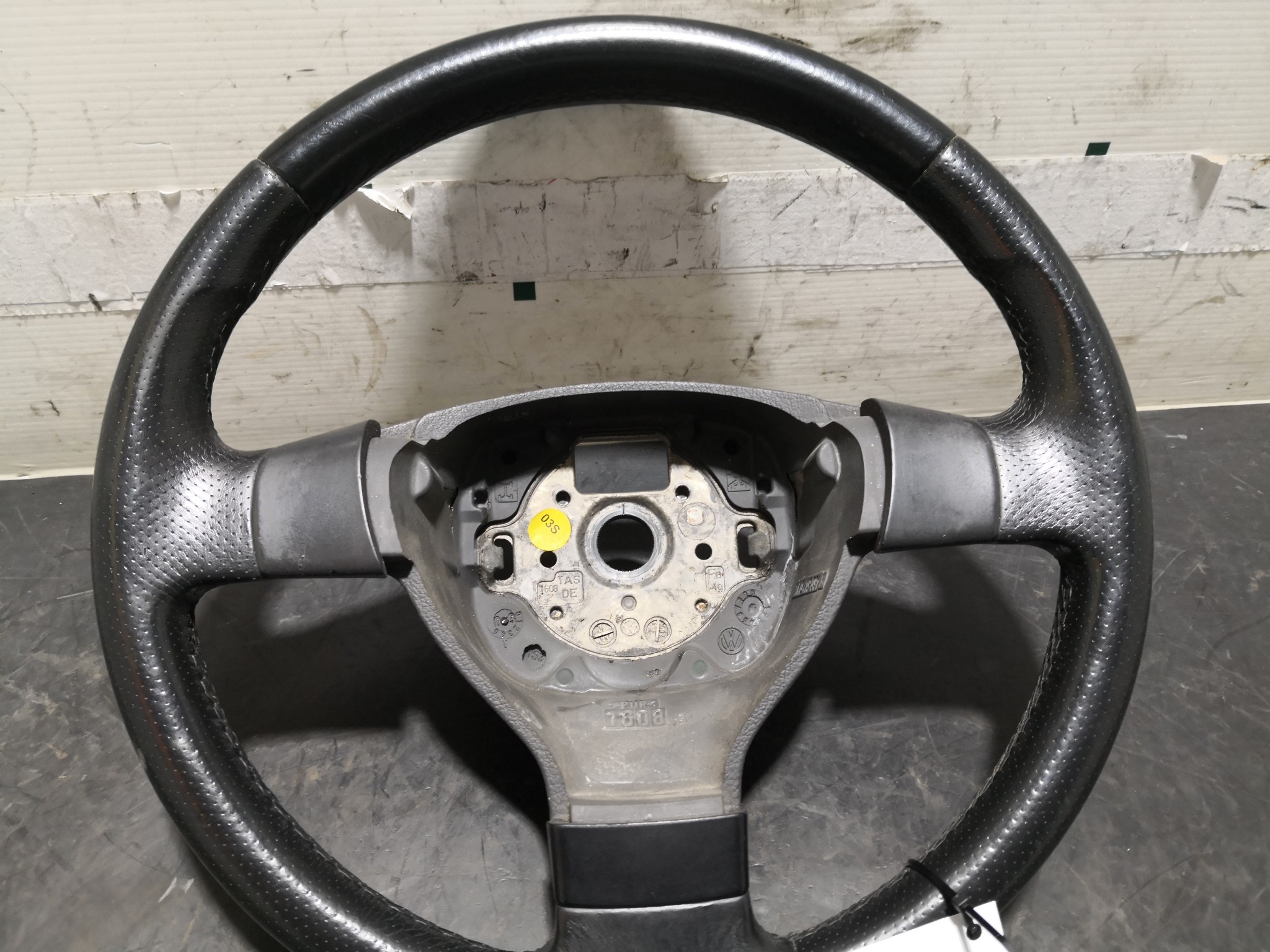 Volante VOLKSWAGEN GOLF V (1K1) | 03 - 09 Imagem-1