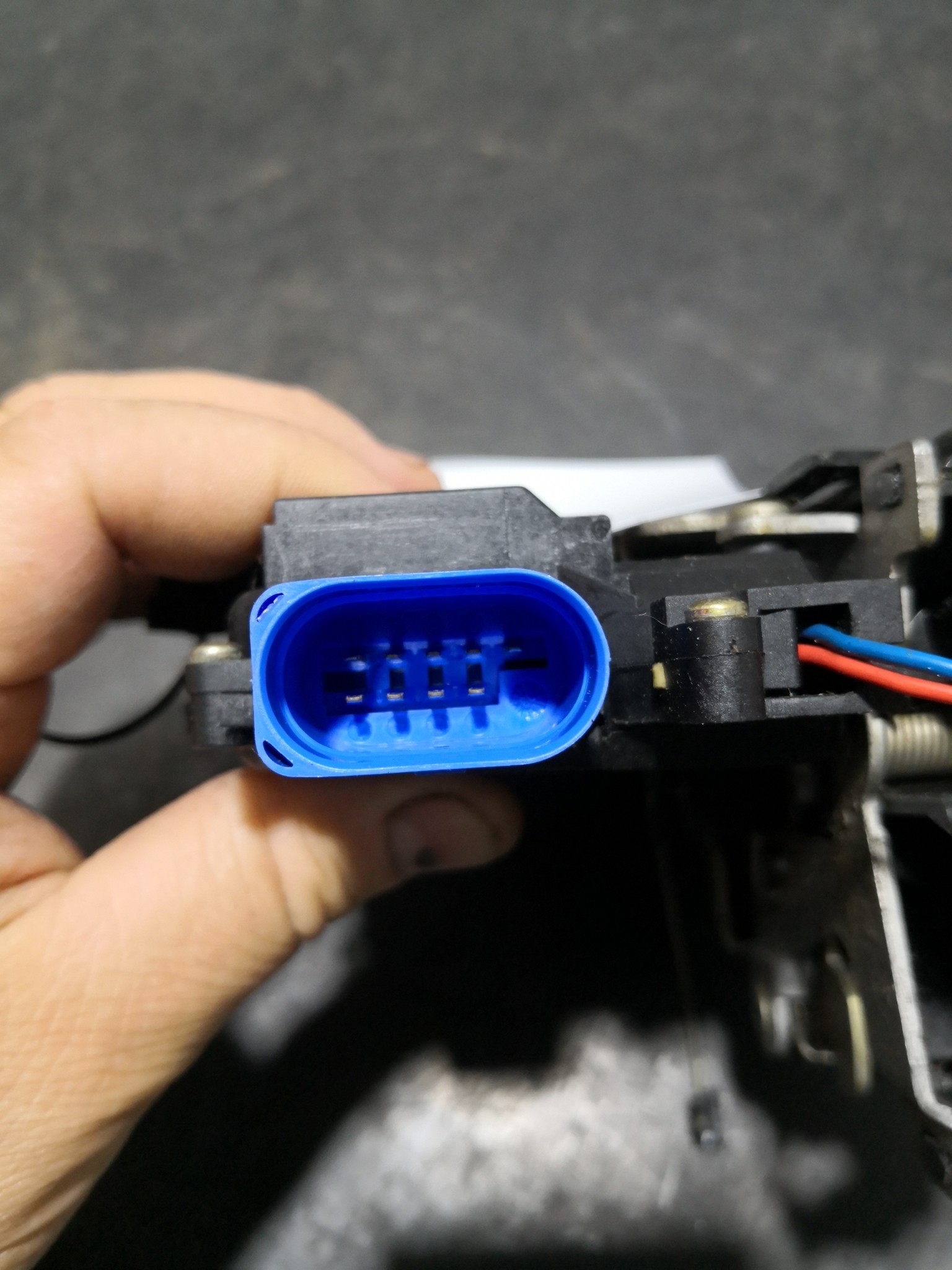 Fecho da Porta Frente Dto VOLKSWAGEN GOLF V (1K1) | 03 - 09 Imagem-1