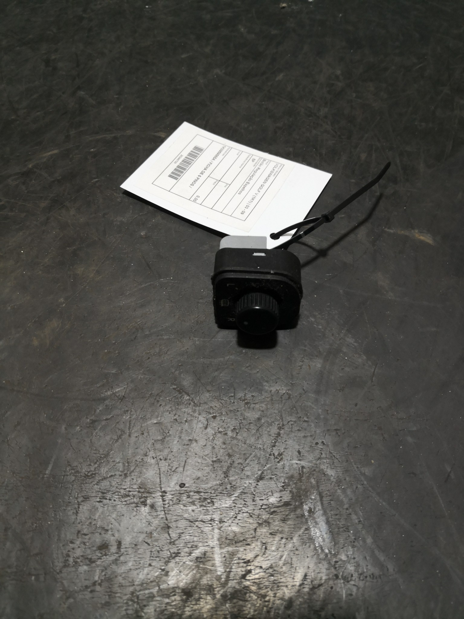 Botão Regulação Espelhos VOLKSWAGEN GOLF V (1K1) | 03 - 09 Imagem-2