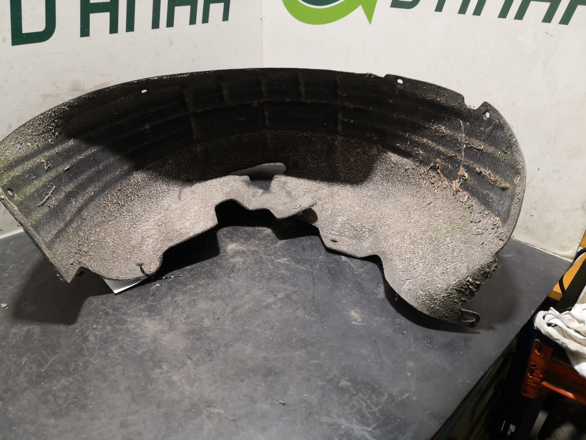 Cave Roda Trás Dto VOLKSWAGEN GOLF V (1K1) | 03 - 09 Imagem-1