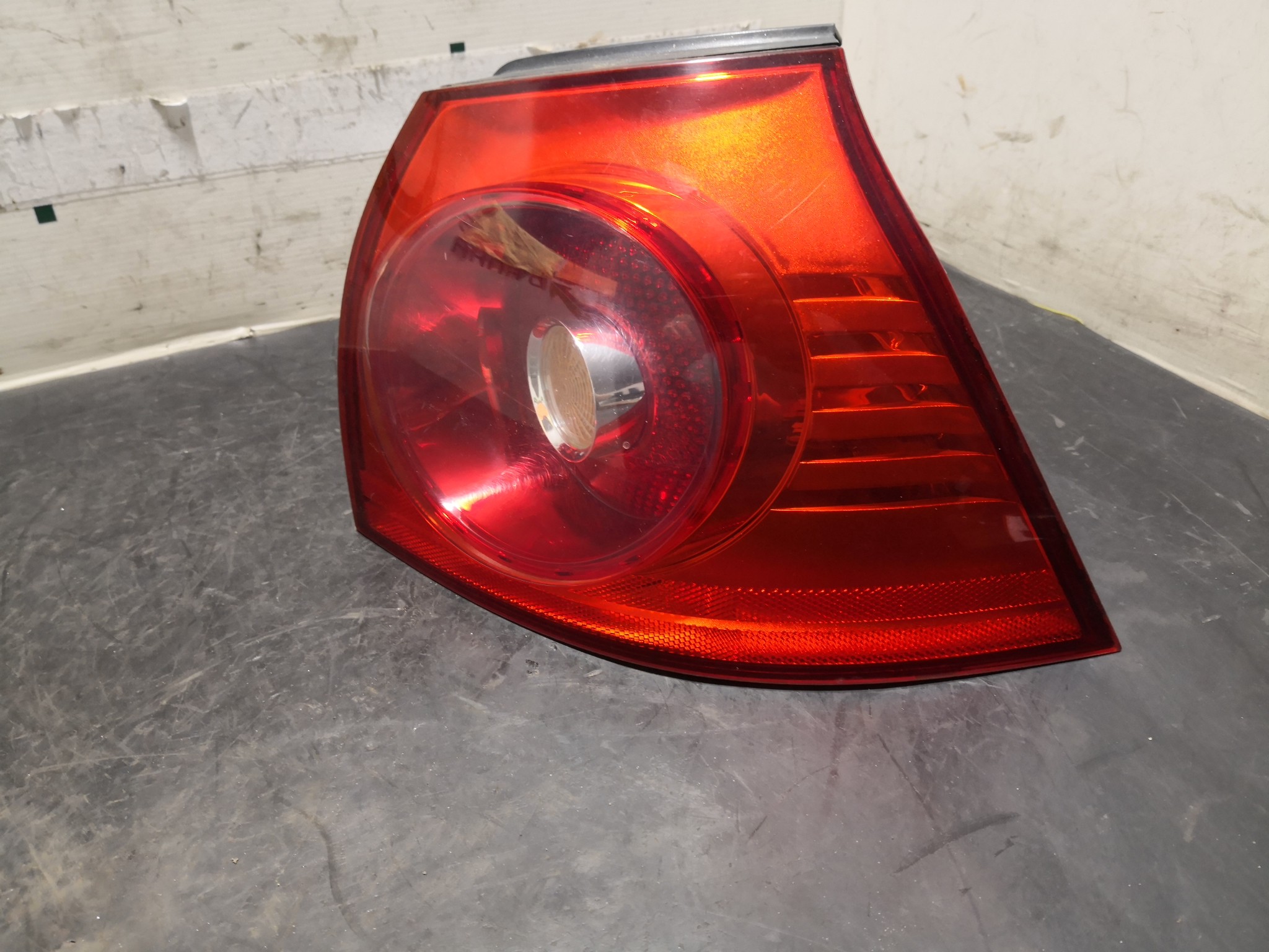 Farolim Stop Dto VOLKSWAGEN GOLF V (1K1) | 03 - 09 Imagem-2