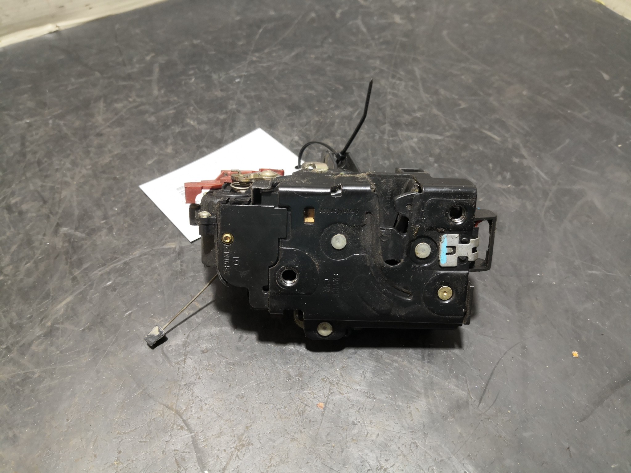 Fecho da Porta Frente Esq VOLKSWAGEN GOLF V (1K1) | 03 - 09 Imagem-2