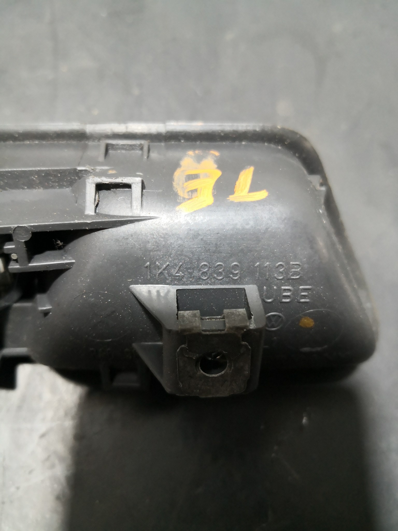 Puxador Interior Trás Esq VOLKSWAGEN GOLF V (1K1) | 03 - 09 Imagem-2