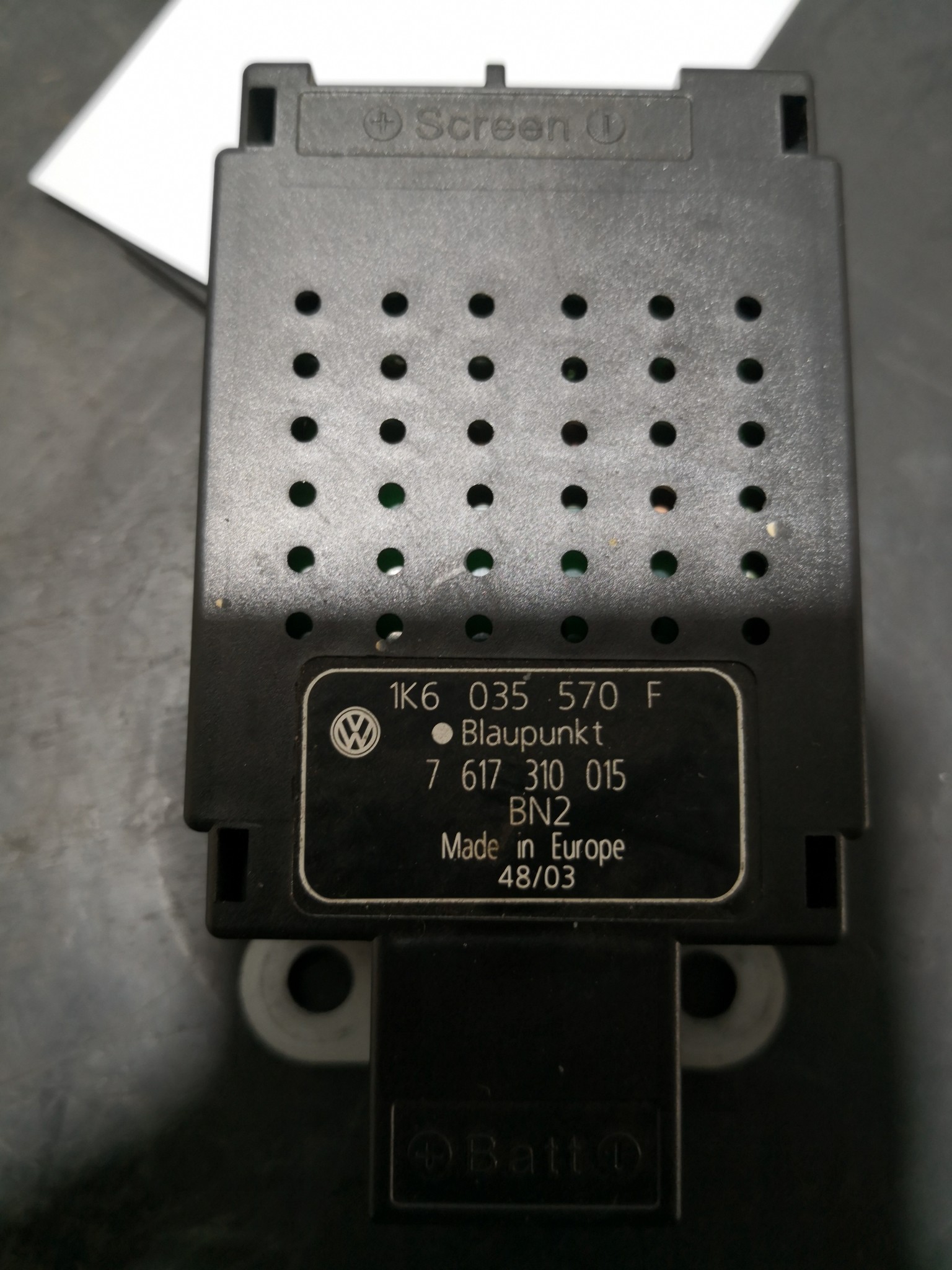 Amplificador de Antena VOLKSWAGEN GOLF V (1K1) | 03 - 09 Imagem-1