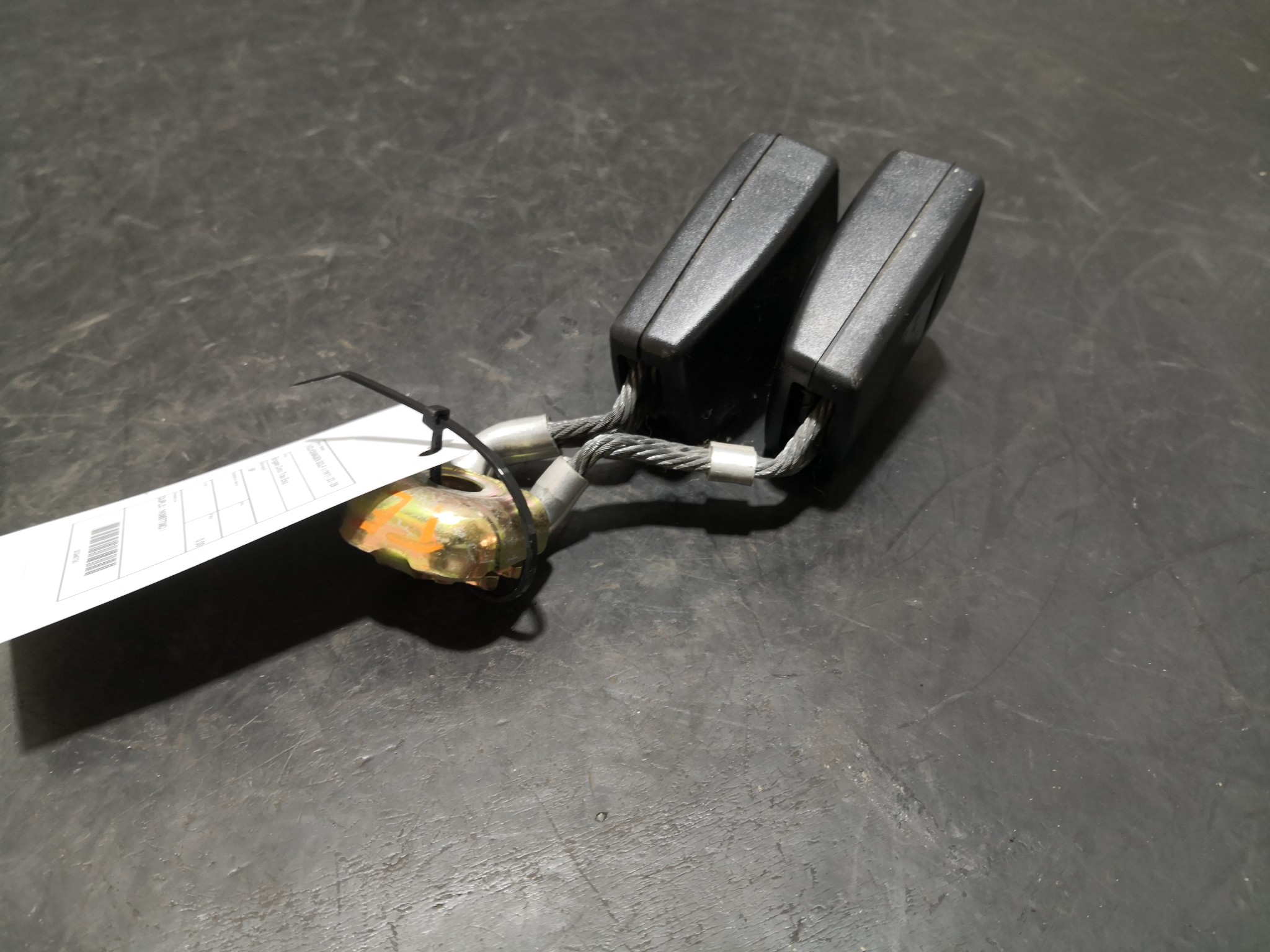 Engate Cinto Trás Esq VOLKSWAGEN GOLF V (1K1) | 03 - 09 Imagem-1