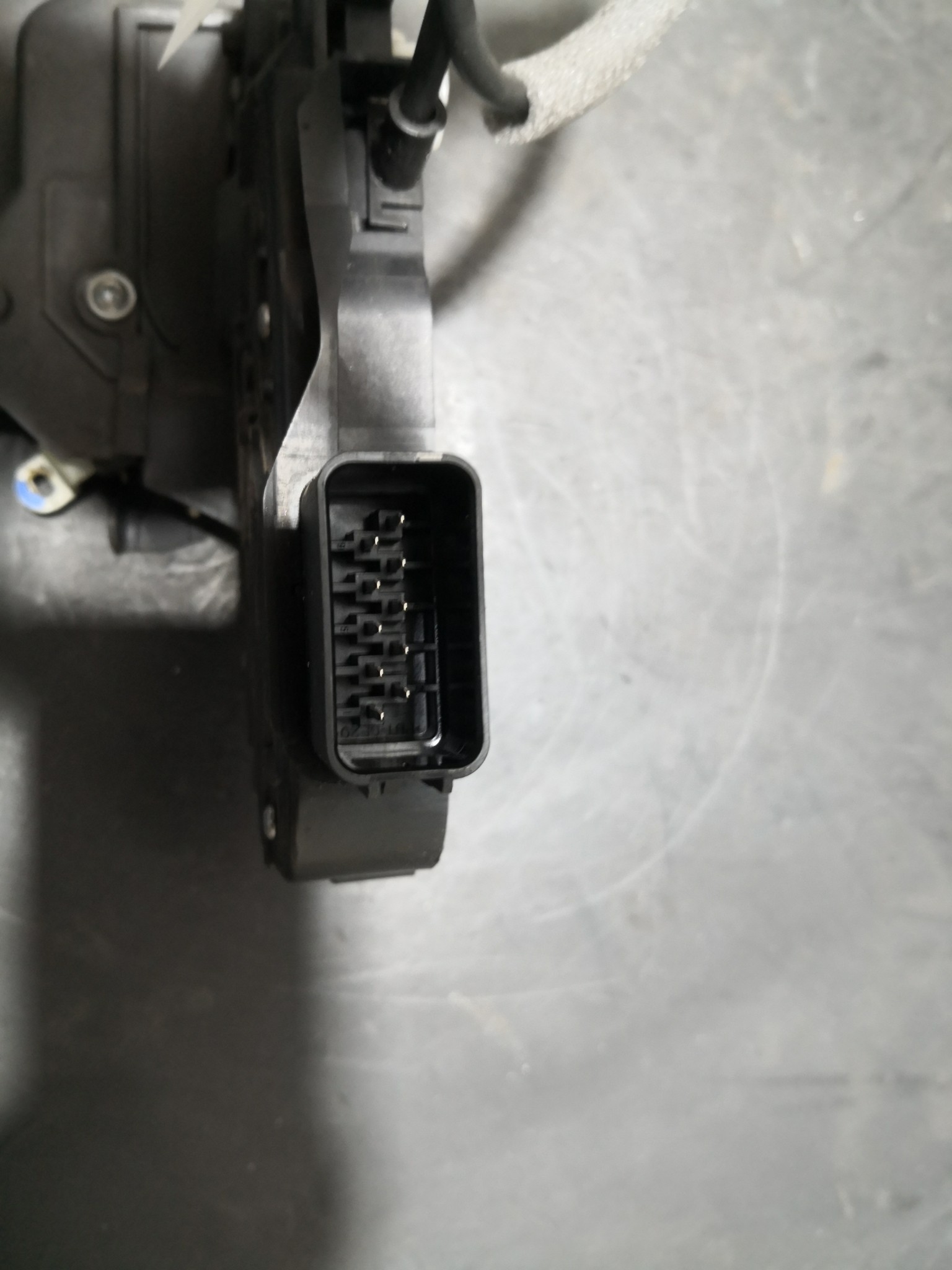 Fecho da Porta Frente Dto VOLVO S80 II (124) | 06 -  Imagem-1