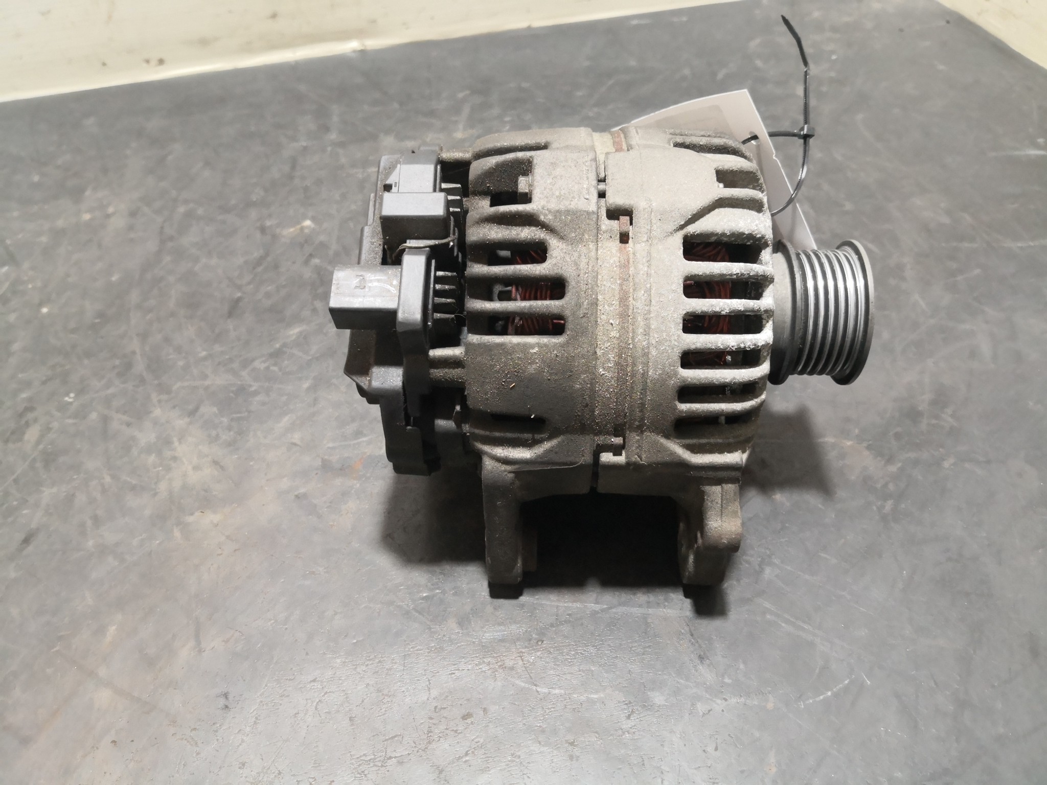 Alternador VOLKSWAGEN GOLF V (1K1) | 03 - 09 Imagem-1