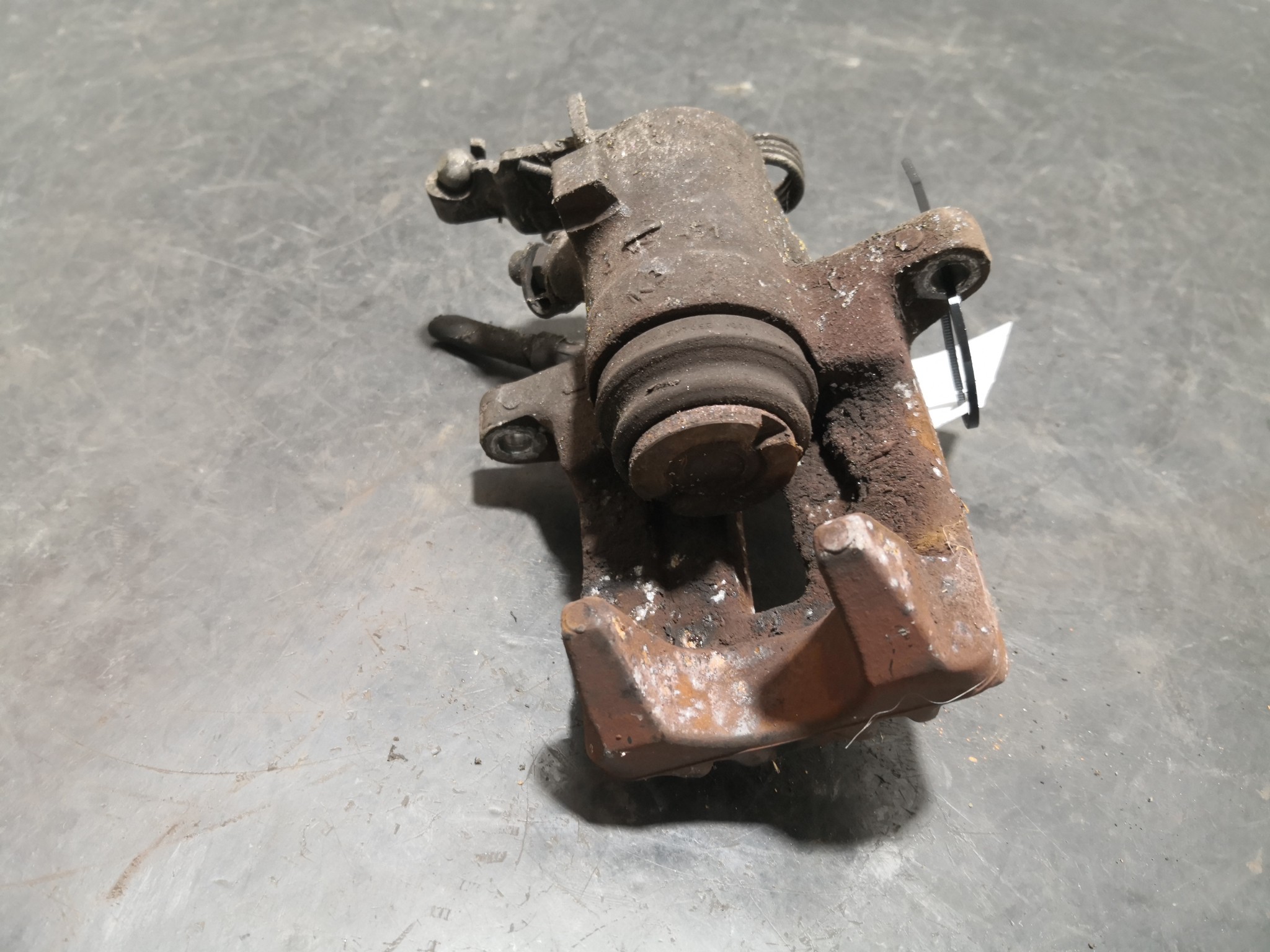 Pinça Trás Esq VOLKSWAGEN GOLF V (1K1) | 03 - 09 Imagem-2