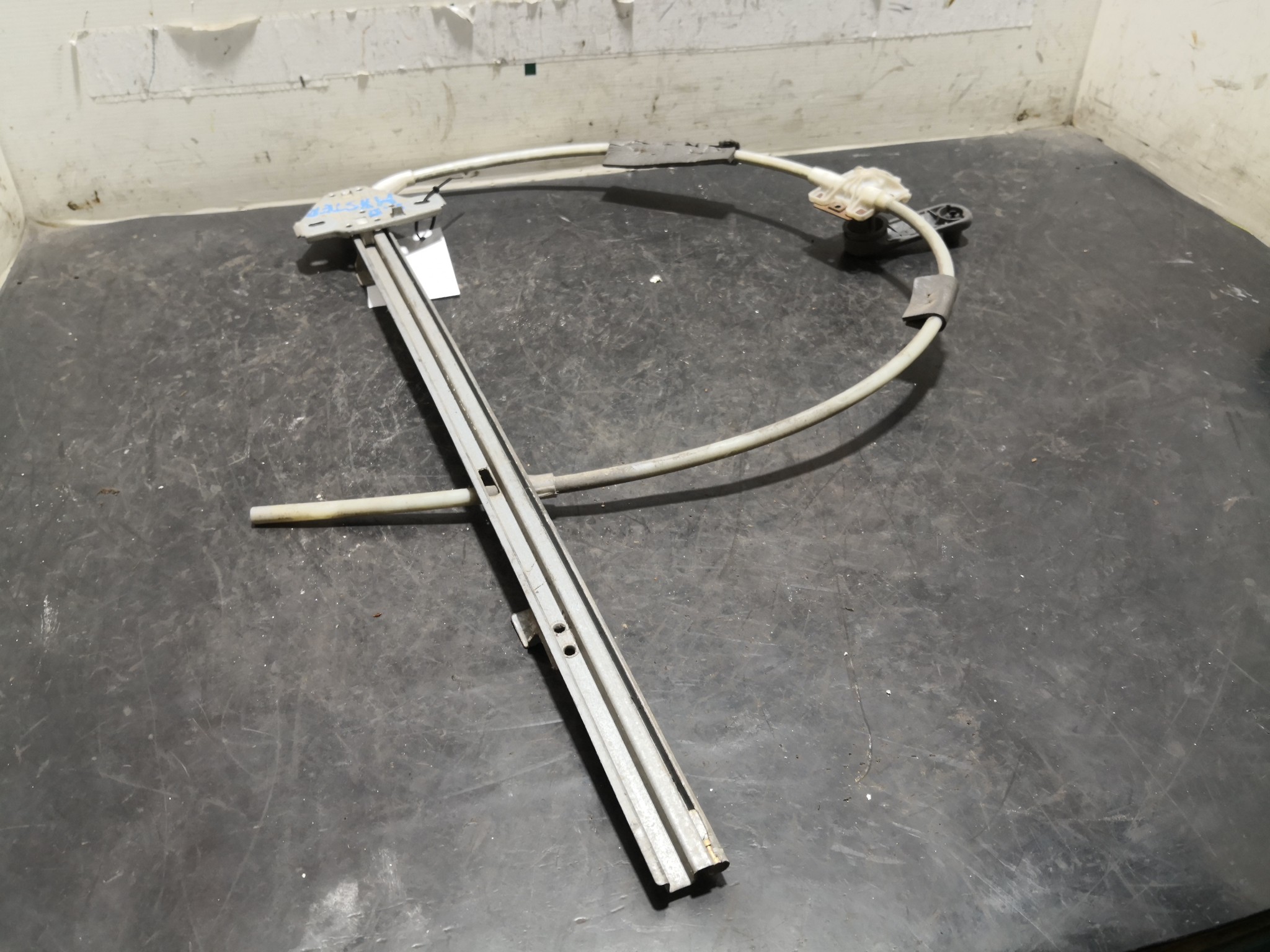 Elevador Frente Dto RENAULT MASTER I Caixa (T__) | 80 - 98 Imagem-2