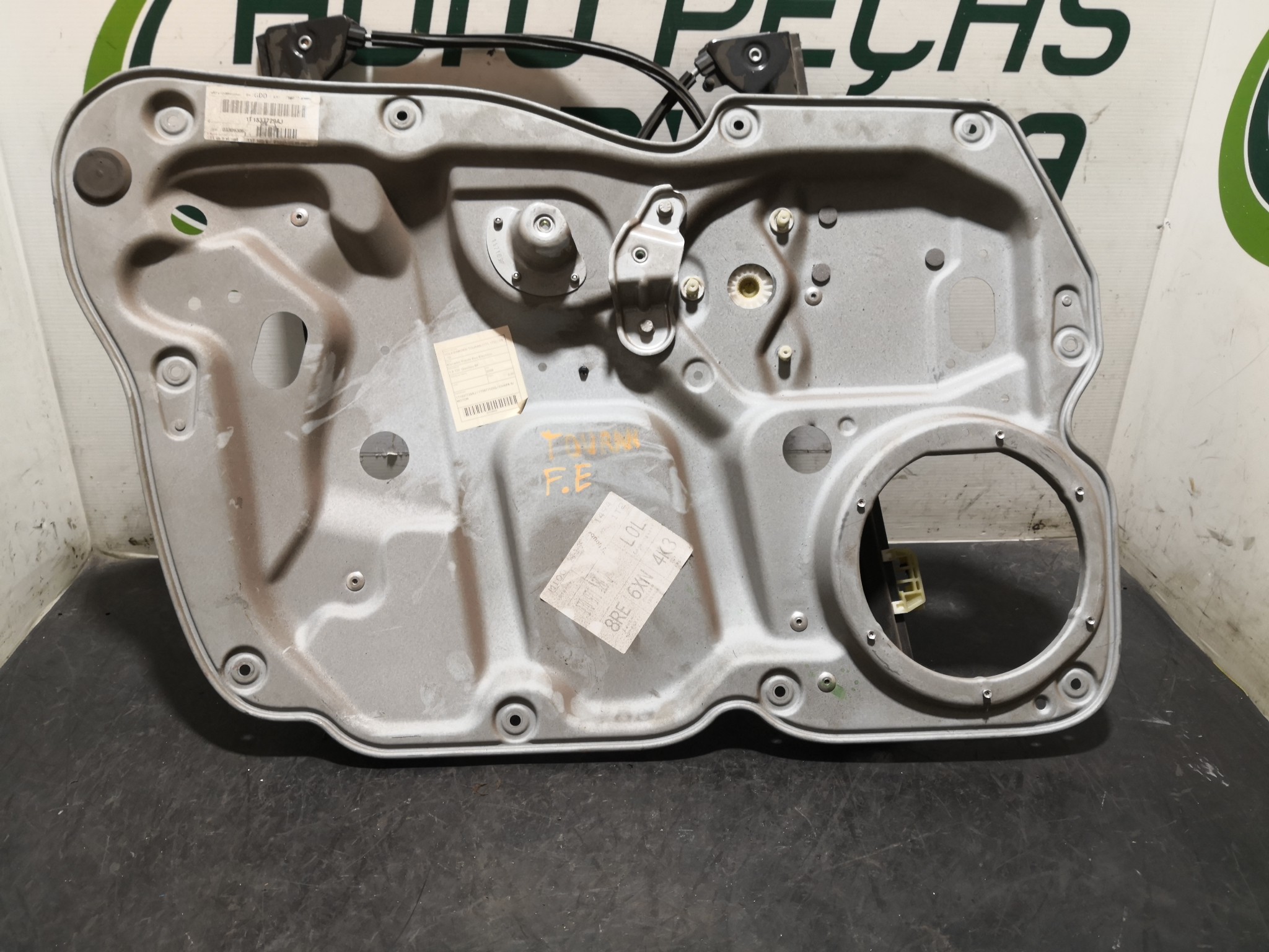 Elevador Frente Esq Electrico VOLKSWAGEN TOURAN (1T1, 1T2) | 03 - 10 Imagem-1