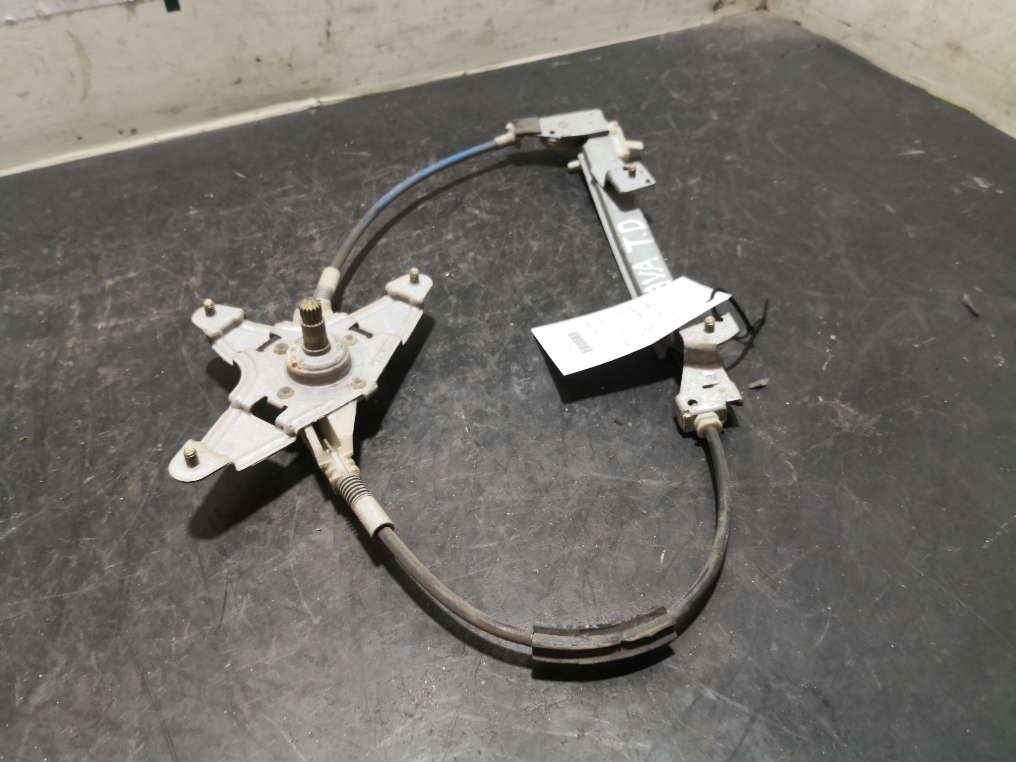 Elevador Trás Dto FIAT BRAVA (182_) | 95 - 03 Imagem-1