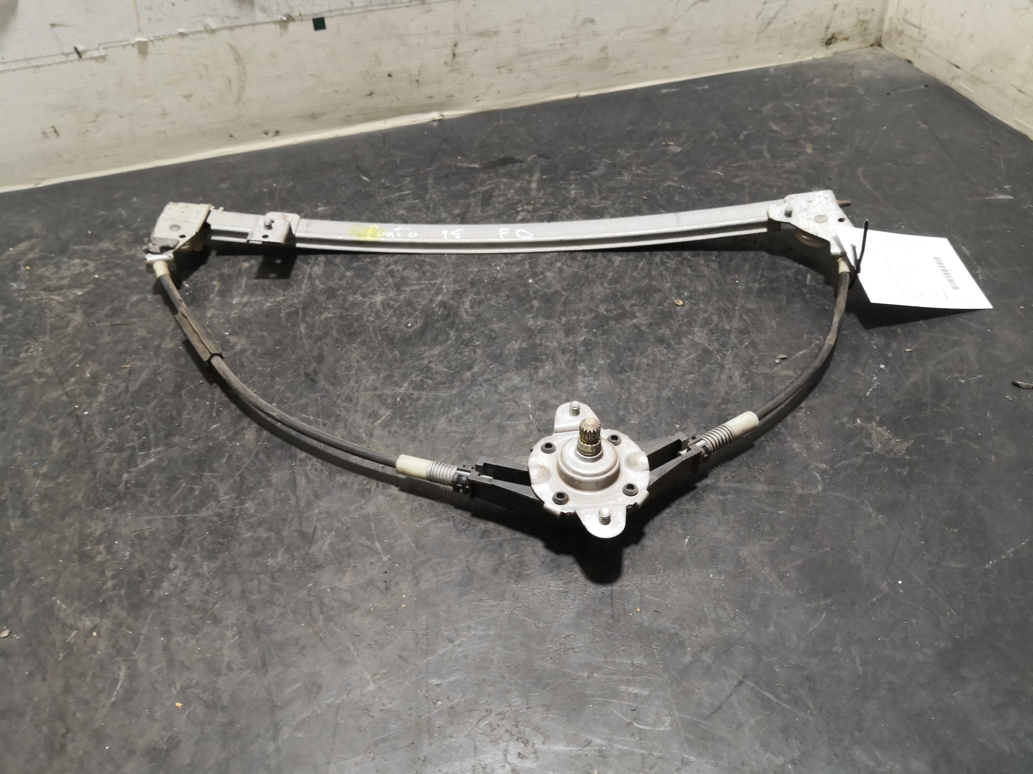 Elevador Frente Dto FIAT PUNTO (176_) | 93 - 99 Imagem-1