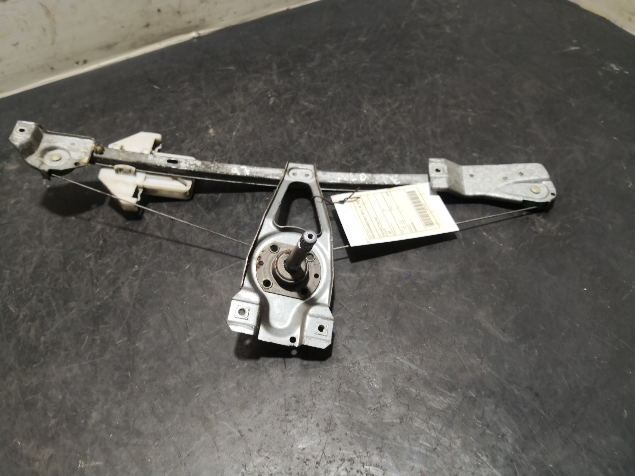 Elevador Trás Esq VOLKSWAGEN POLO (6N1) | 94 - 99 Imagem-1