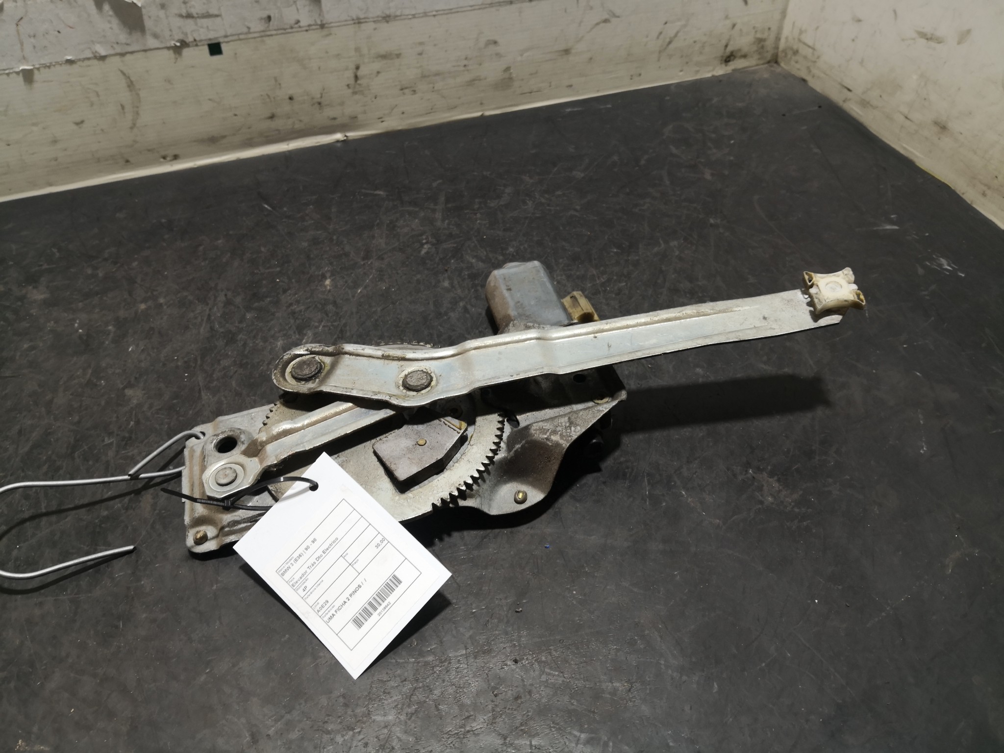 Elevador Trás Dto Electrico BMW - ID S_28641