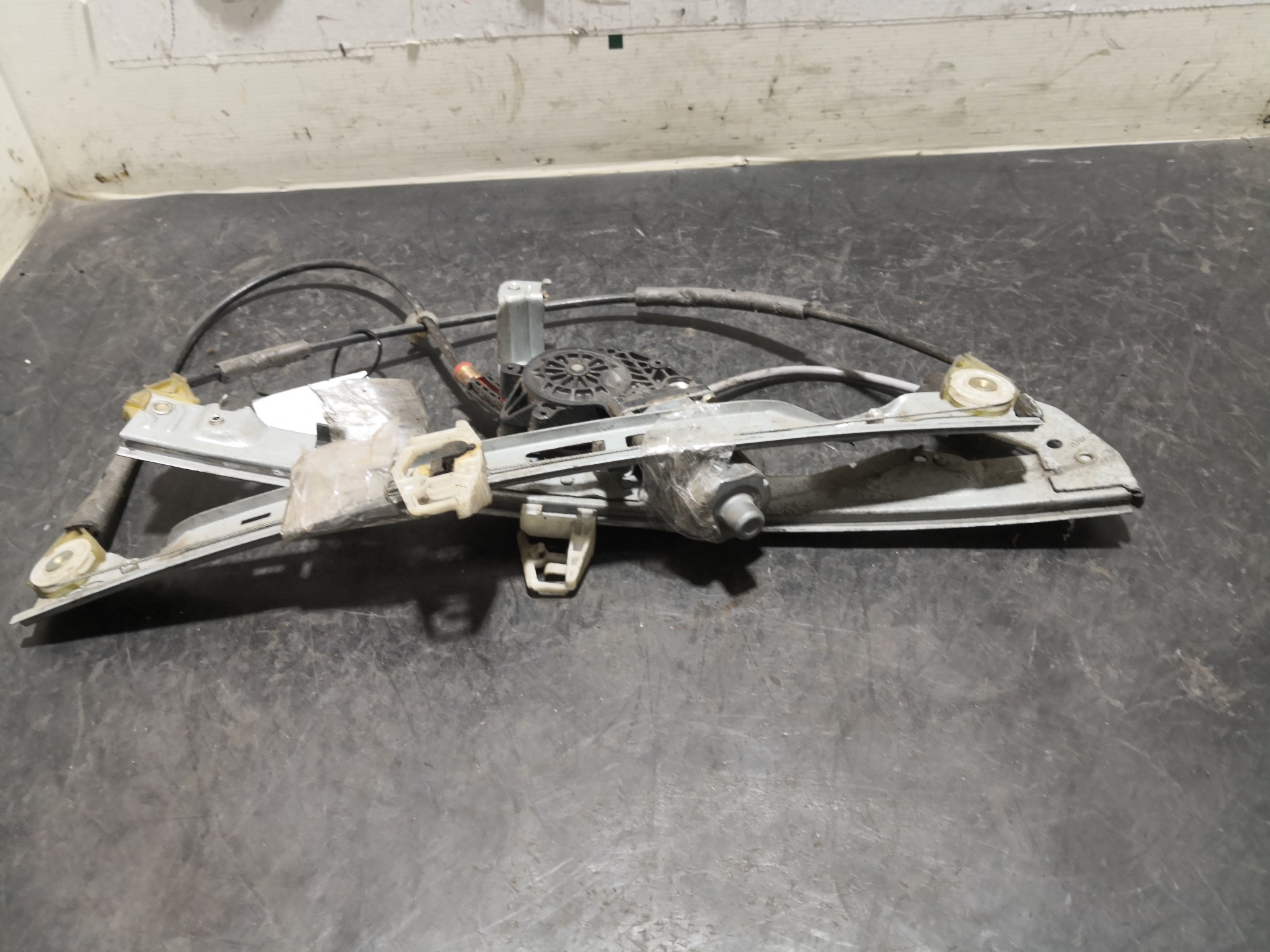 Elevador Frente Dto Electrico PEUGEOT - ID S_25849