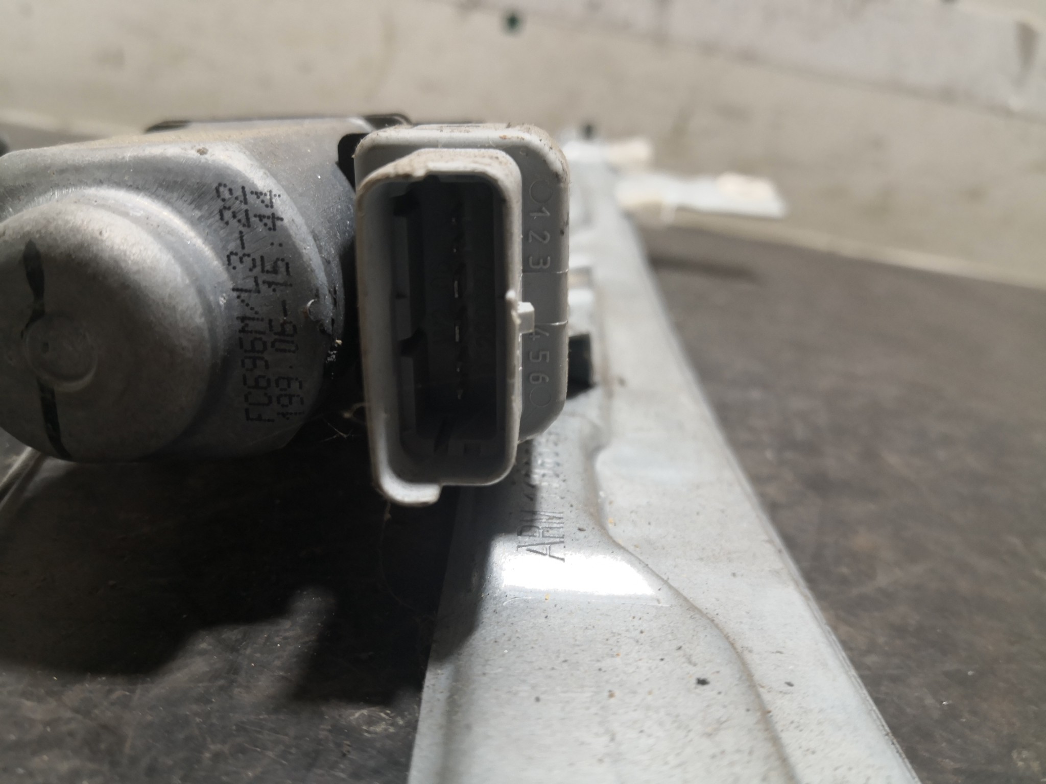 Elevador Frente Dto Electrico PEUGEOT 207 (WA_, WC_) | 06 - 15 Imagem-1