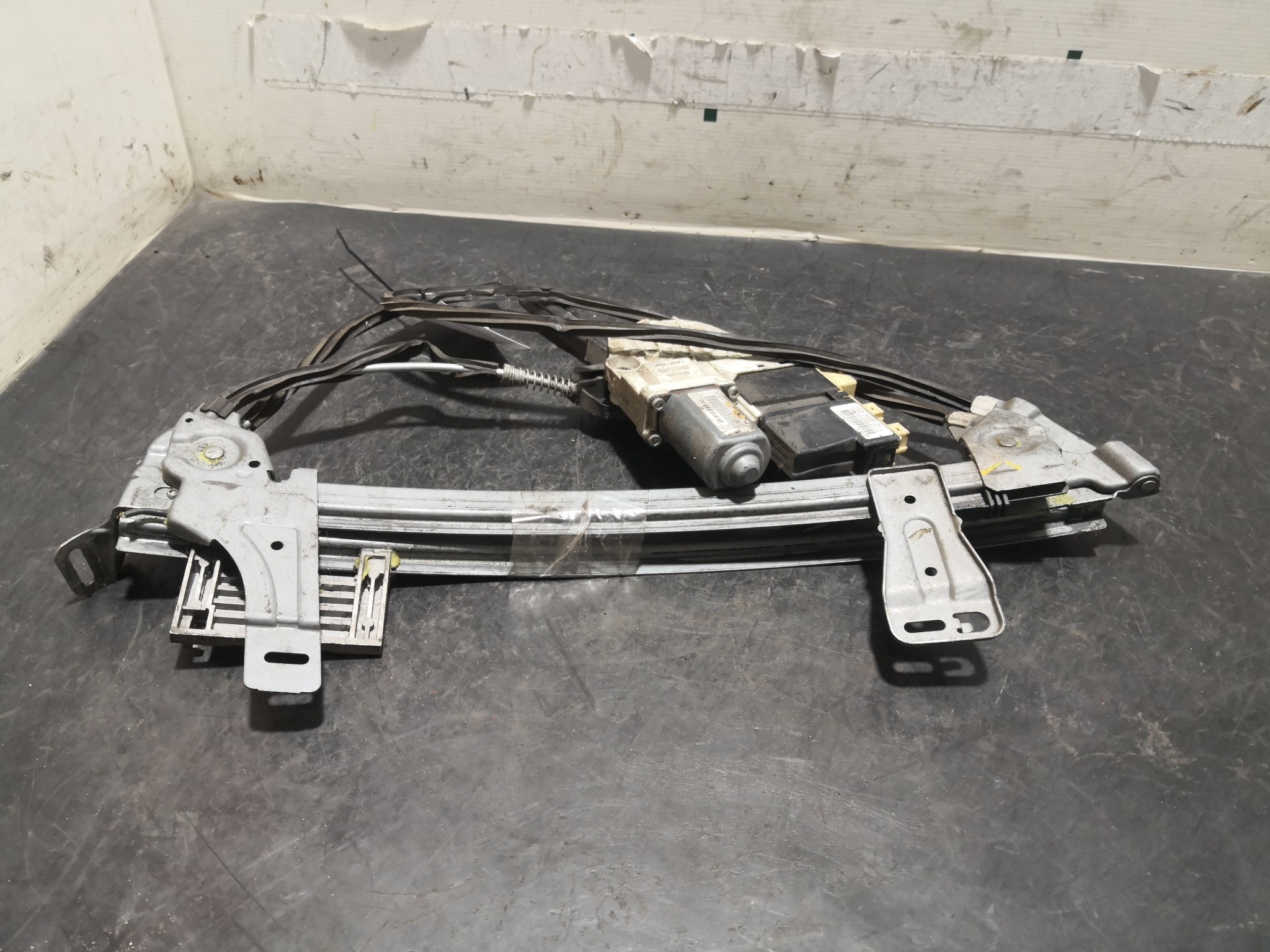 Elevador Frente Dto Electrico PEUGEOT - ID S_25848