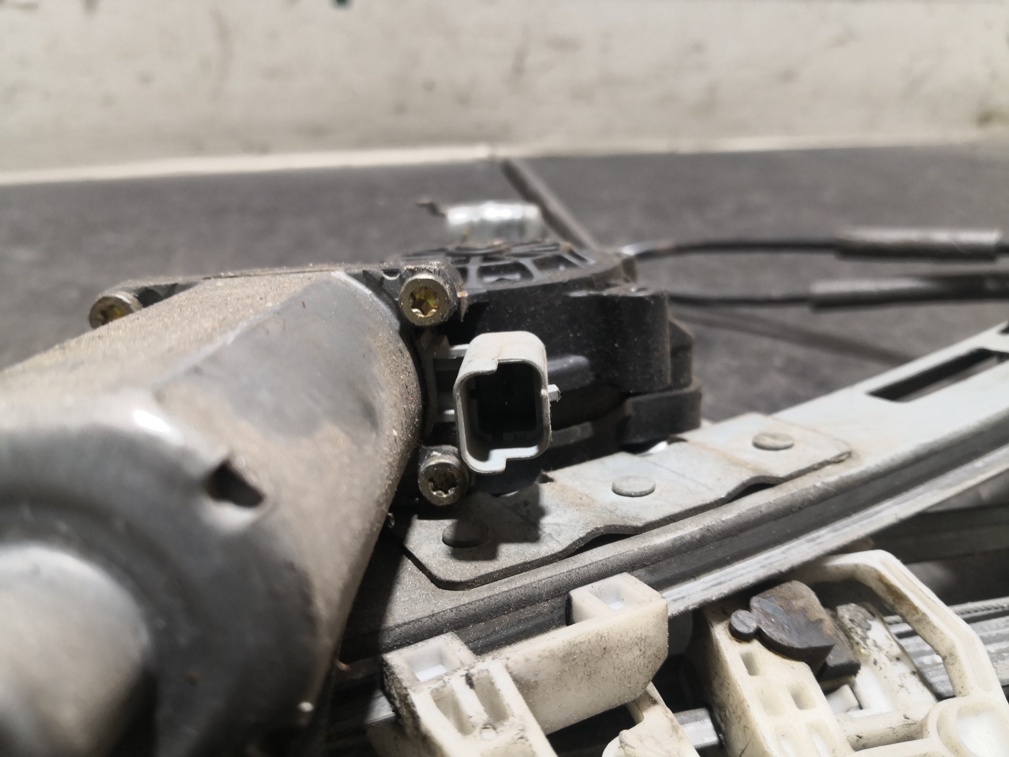 Elevador Frente Esq Electrico PEUGEOT 206 Hatchback (2A/C) | 98 - 12 Imagem-1