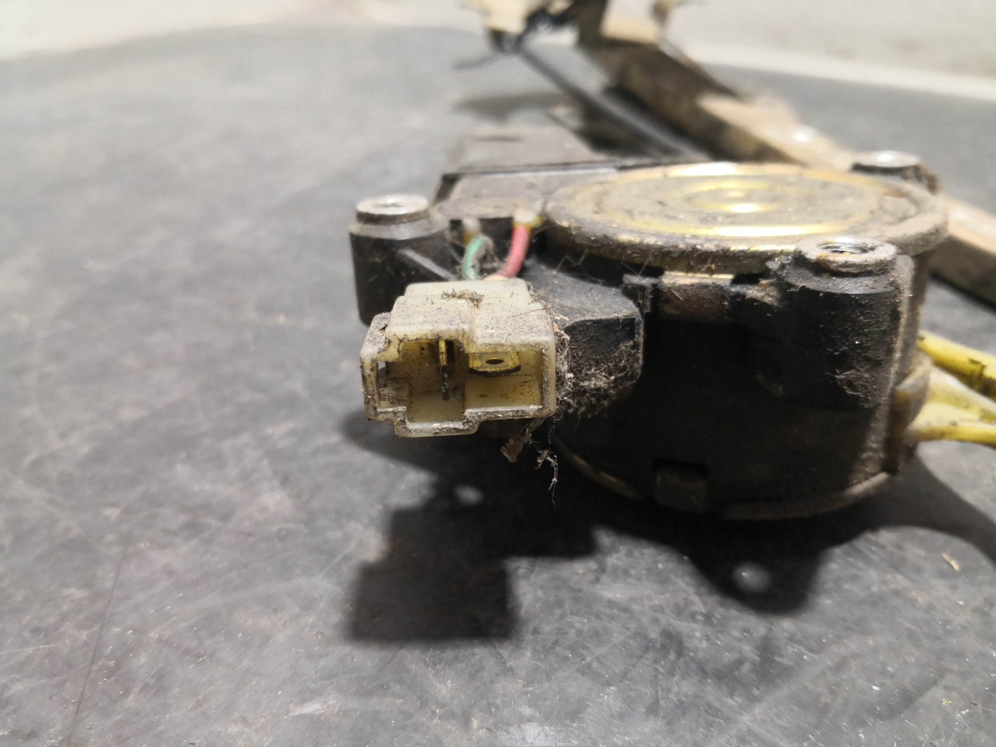 Elevador Trás Dto Electrico MITSUBISHI GALANT IV (E3_A) | 88 - 92 Imagem-1