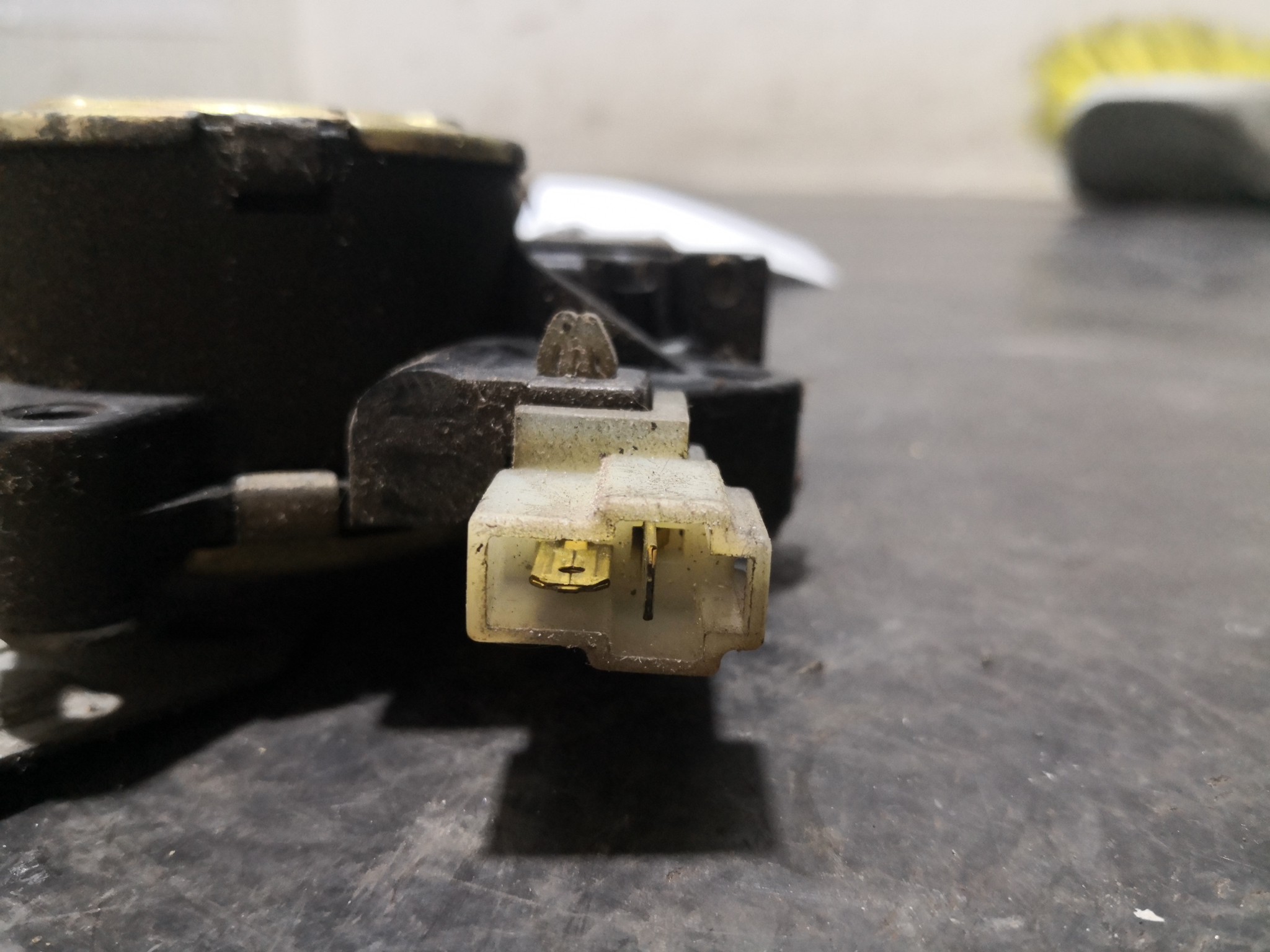 Elevador Frente Dto Electrico MITSUBISHI GALANT IV (E3_A) | 88 - 92 Imagem-1