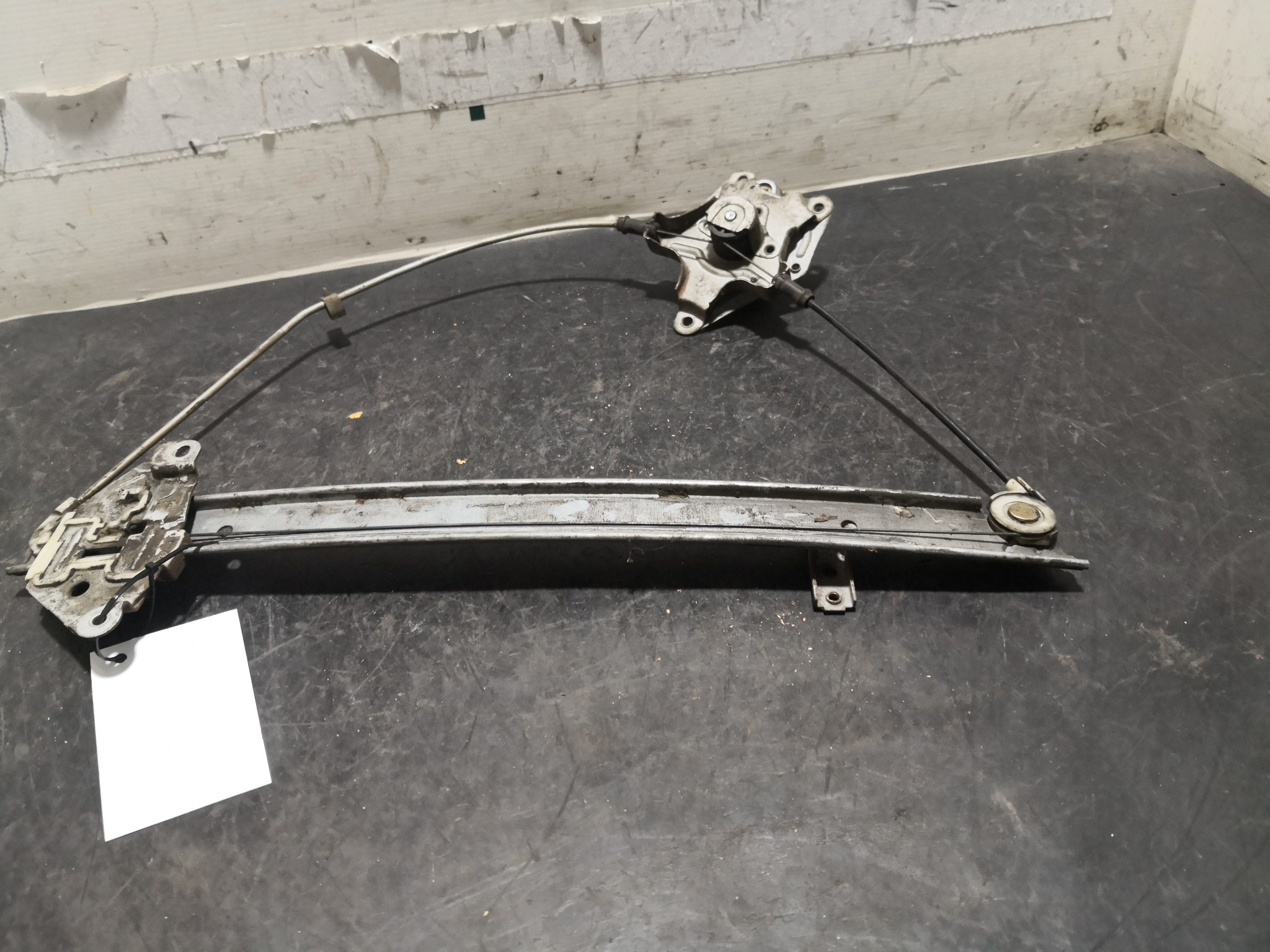 Elevador Frente Dto NISSAN TERRANO I (WD21) | 86 - 96 Imagem-2