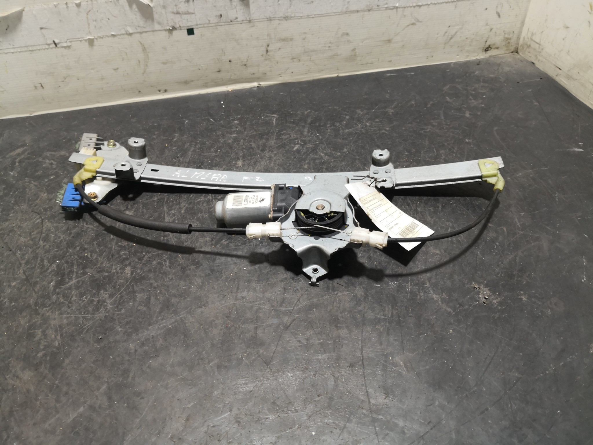 Elevador Frente Dto Electrico NISSAN - ID S_38755