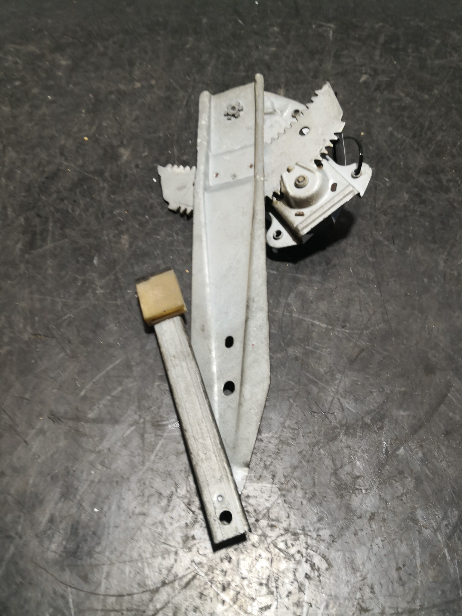 Elevador Trás Dto NISSAN MICRA | 1998-1998 Imagem-2