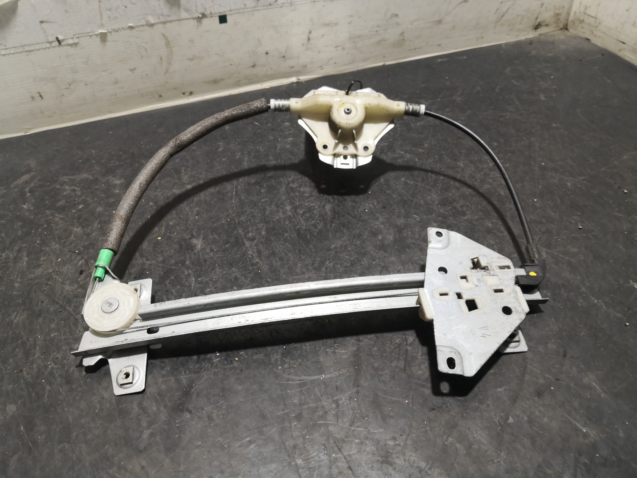 Elevador Trás Dto VOLVO S40 I (644) | 95 - 04 Imagem-2