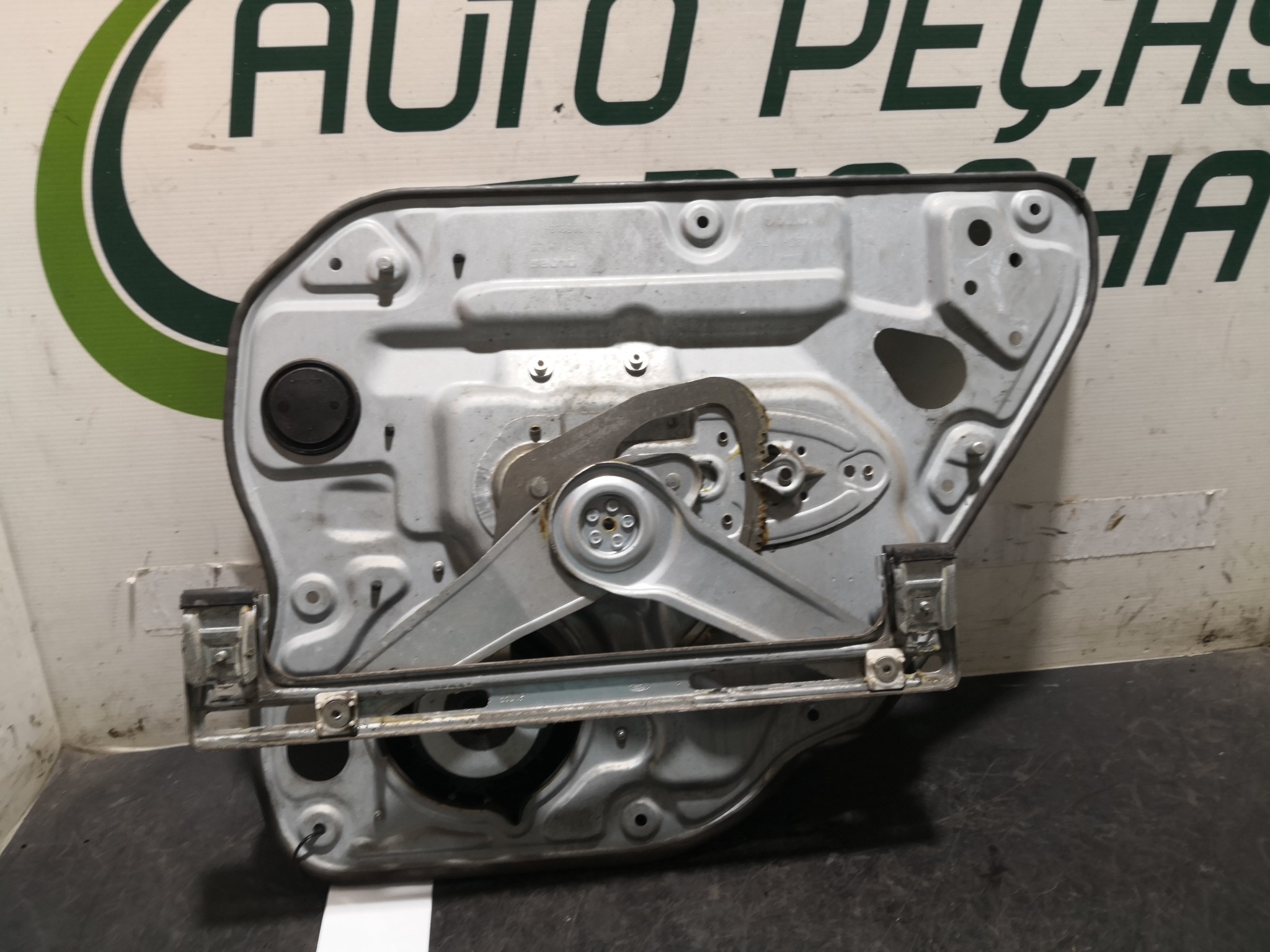 Elevador Trás Esq Electrico VOLVO V50 (545) | 03 - 12 Imagem-2