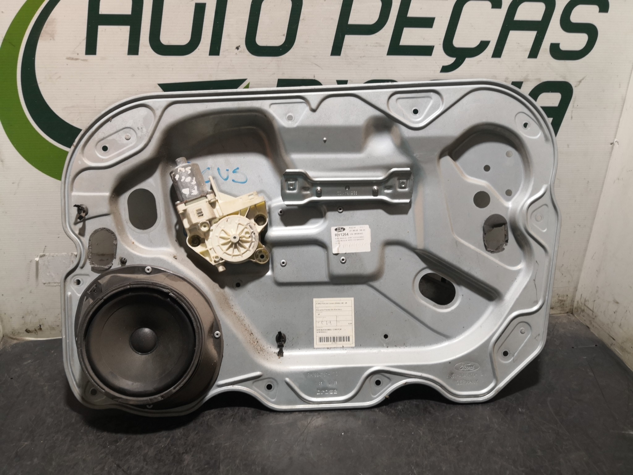 Elevador Frente Dto Electrico FORD FOCUS Turnier (DNW) | 99 - 07 Imagem-1