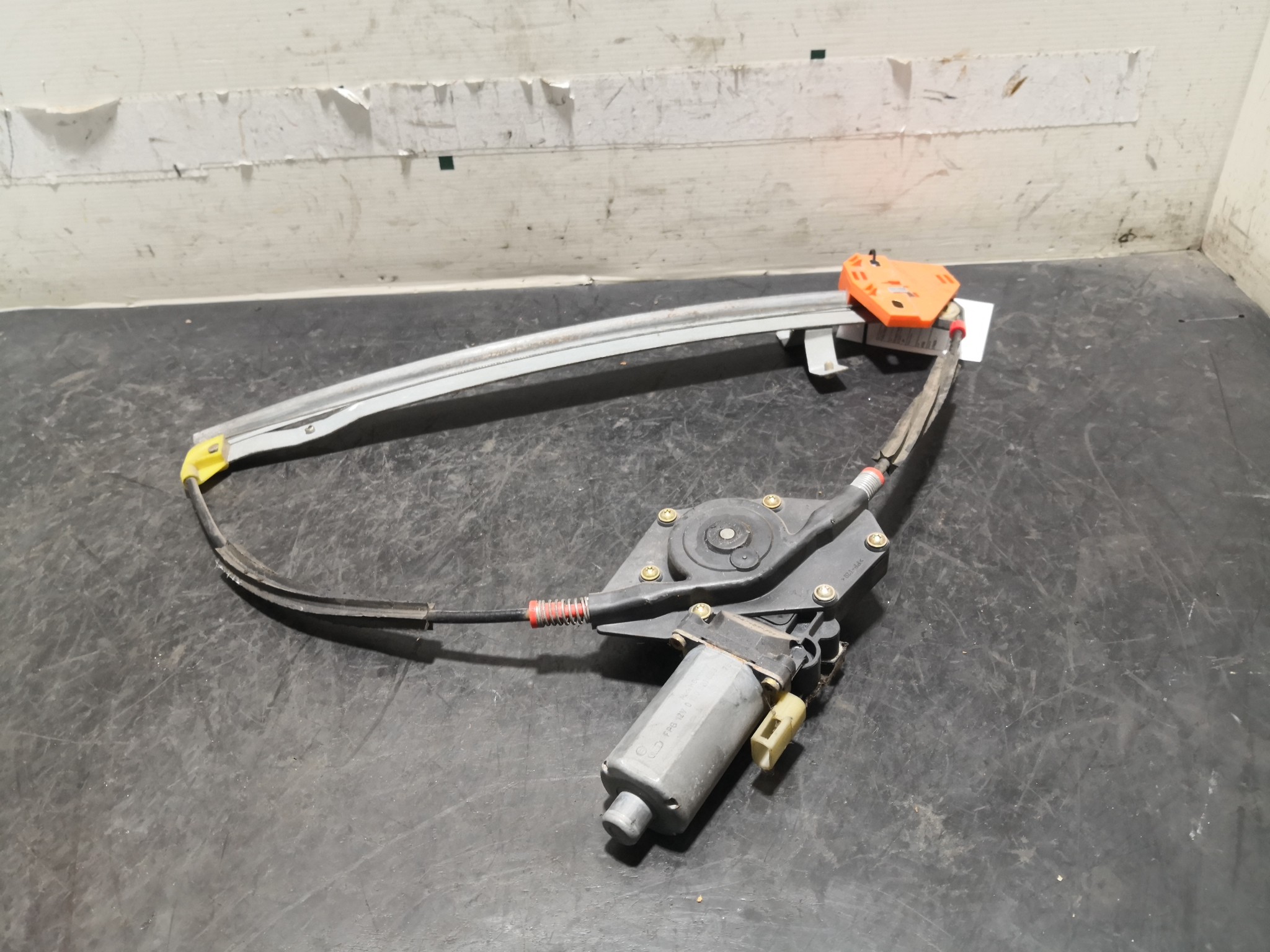 Elevador Frente Dto Electrico FORD FIESTA IV (JA_, JB_) | 95 - 02 Imagem-2