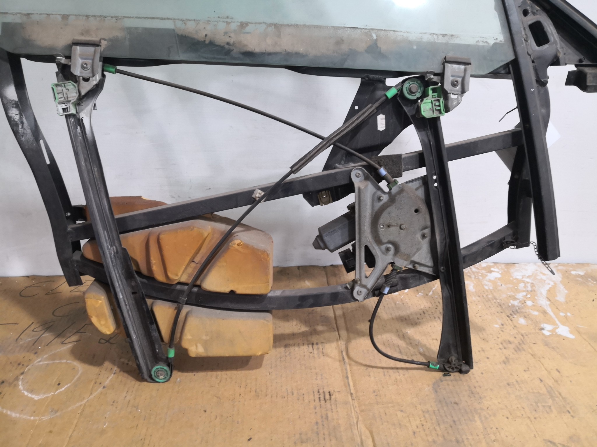 Elevador Frente Dto Electrico AUDI A4 (8D2, B5) | 94 - 01 Imagem-1