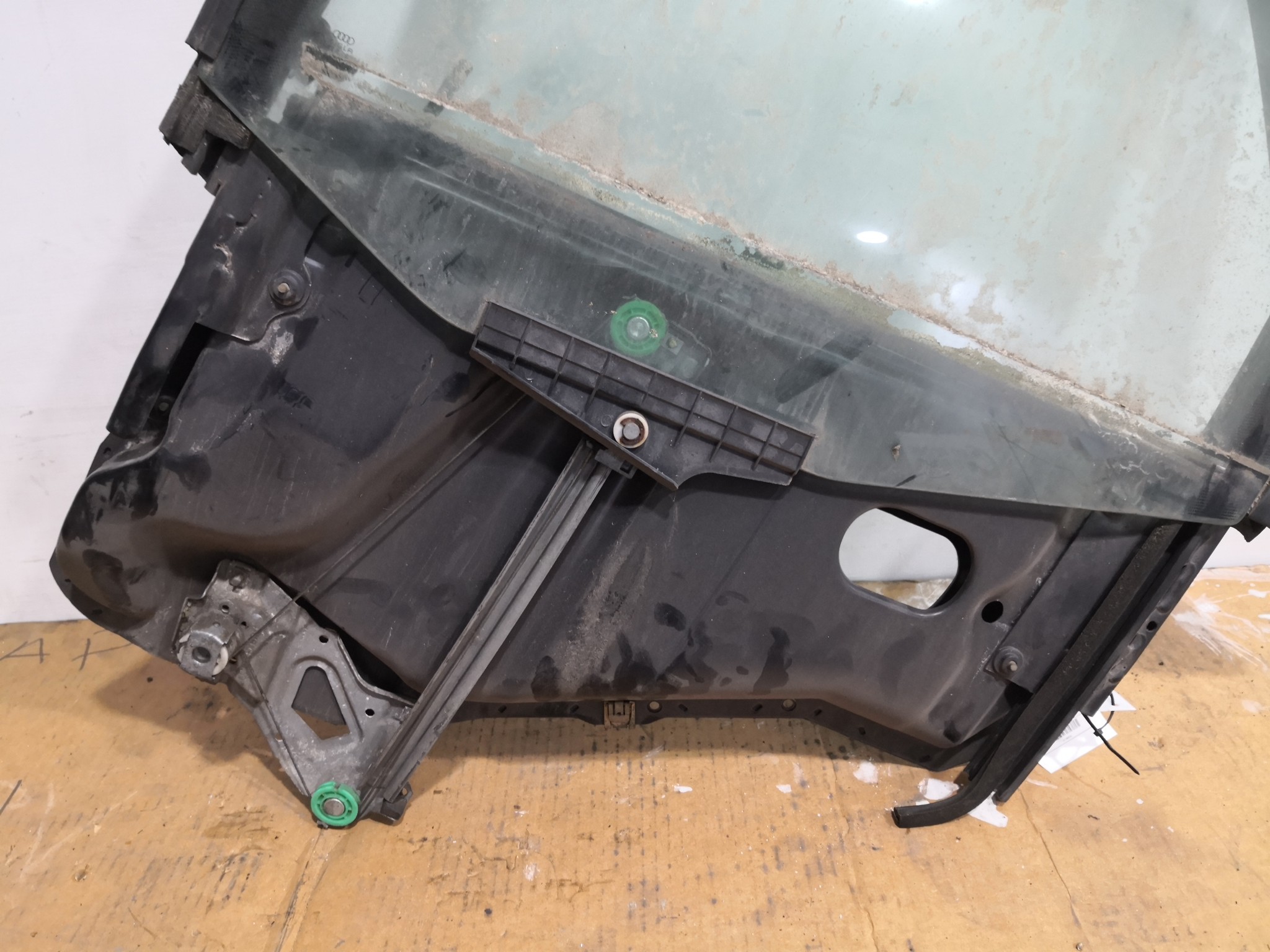 Elevador Trás Esq AUDI 80 (89, 89Q, 8A, B3) | 86 - 91 Imagem-1