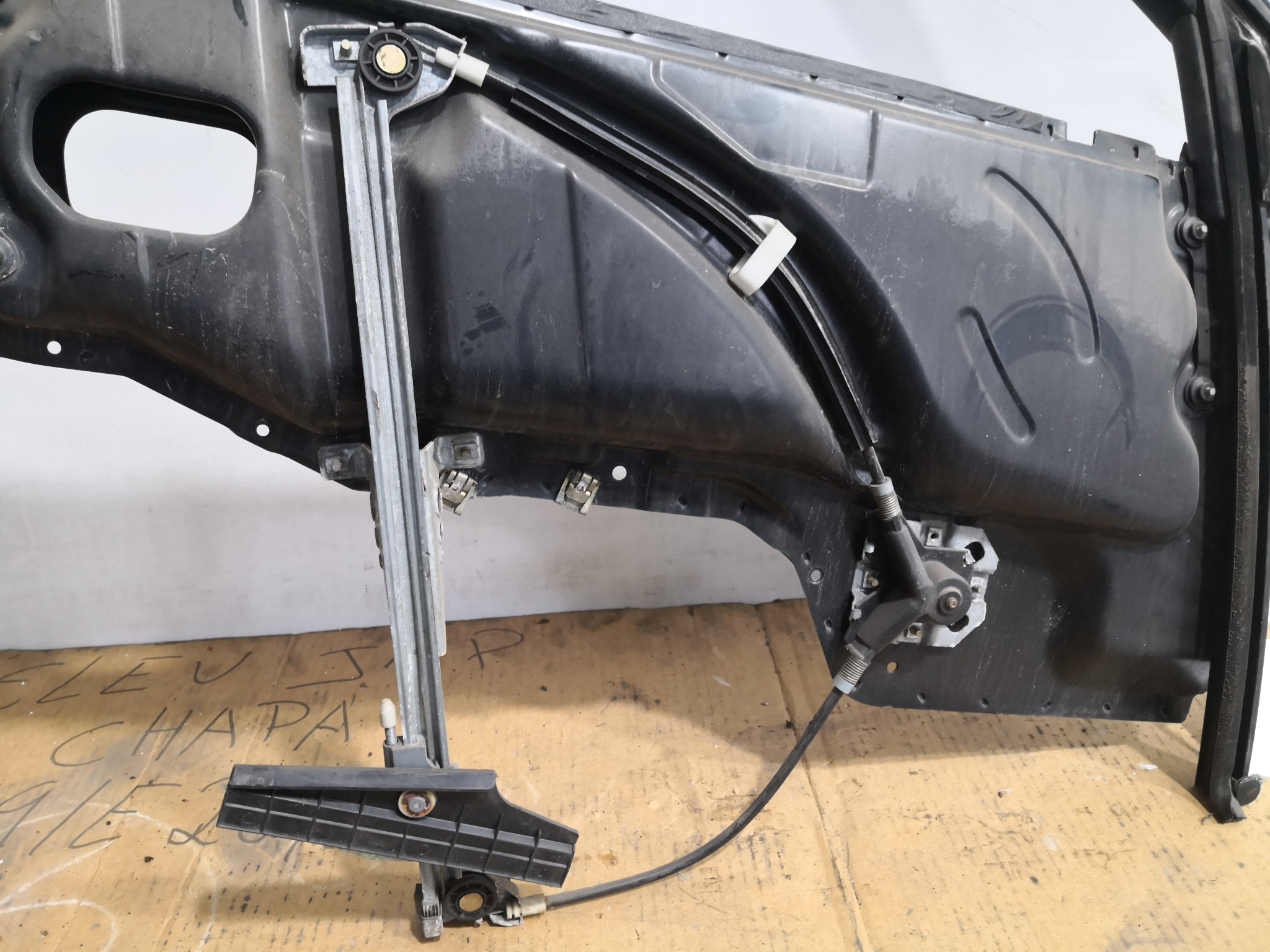 Elevador Frente Dto AUDI 80 (8C2, B4) | 91 - 95 Imagem-1