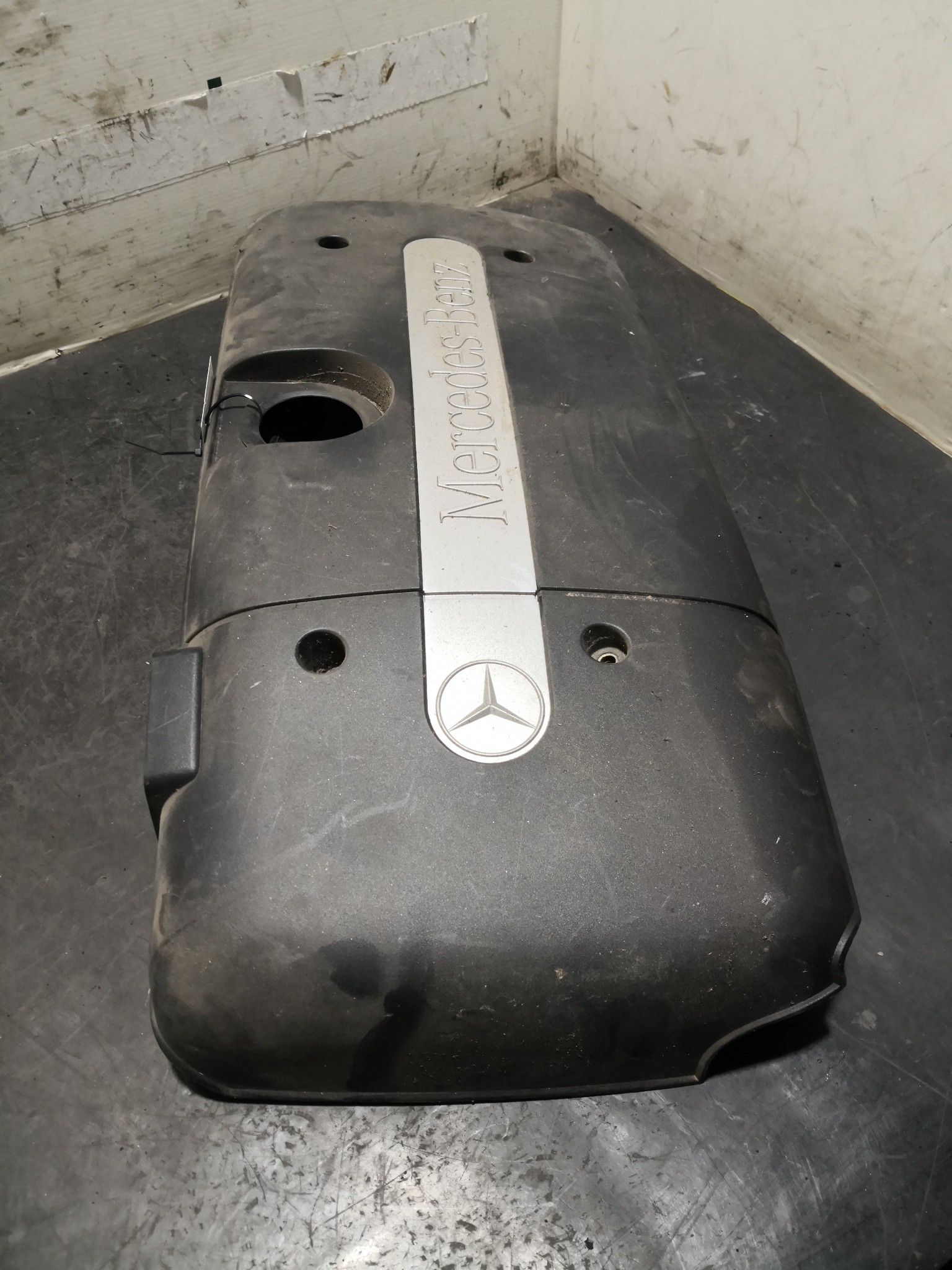 Tampa de Motor MERCEDES-BENZ C-CLASS (W203) | 00 - 07 Imagem-1