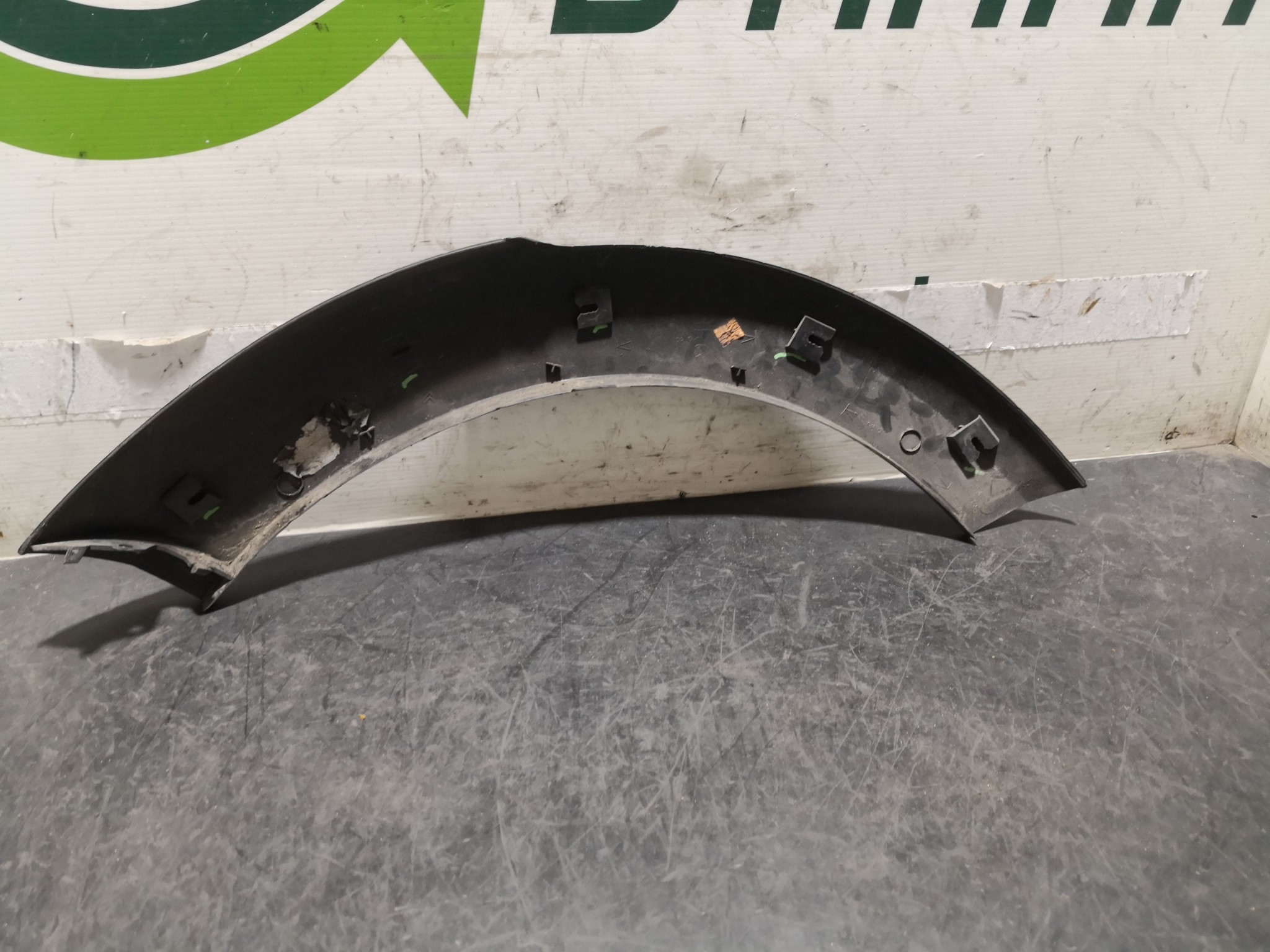 Aba Guarda Lama Esq CITROEN C3 I (FC_, FN_) | 02 -  Imagem-2