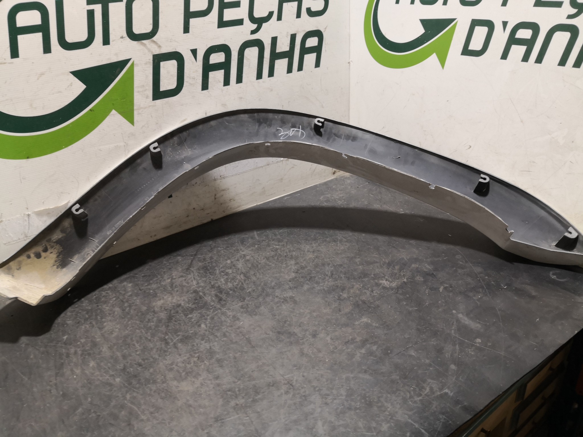 Aba Guarda Lama Esq NISSAN PATROL GR V Wagon (Y61) | 97 -  Imagem-2