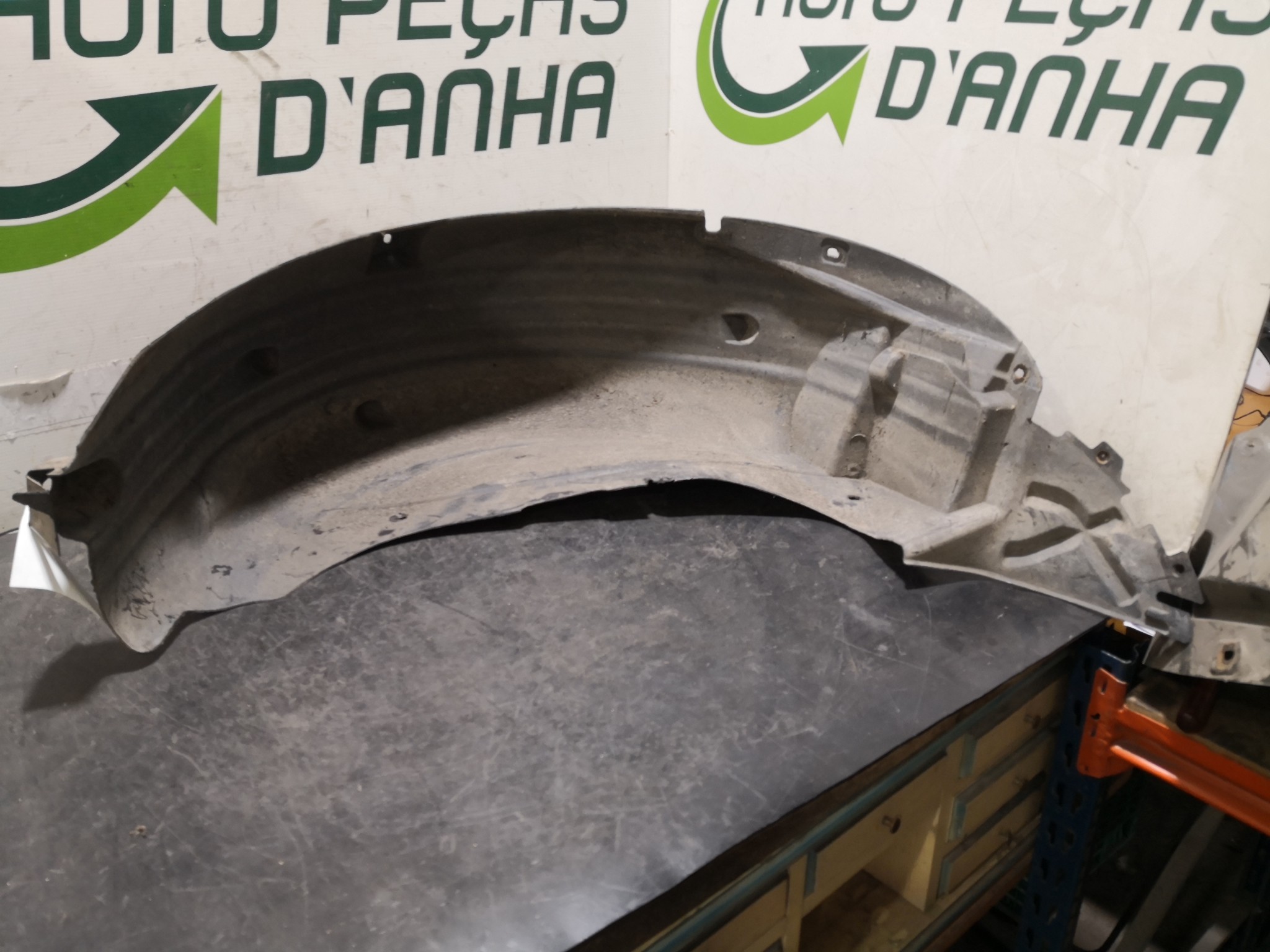 Cave Roda Trás Esq CITROEN C4 Picasso I Veículo multiuso (UD_) | 06 - 15 Imagem-1