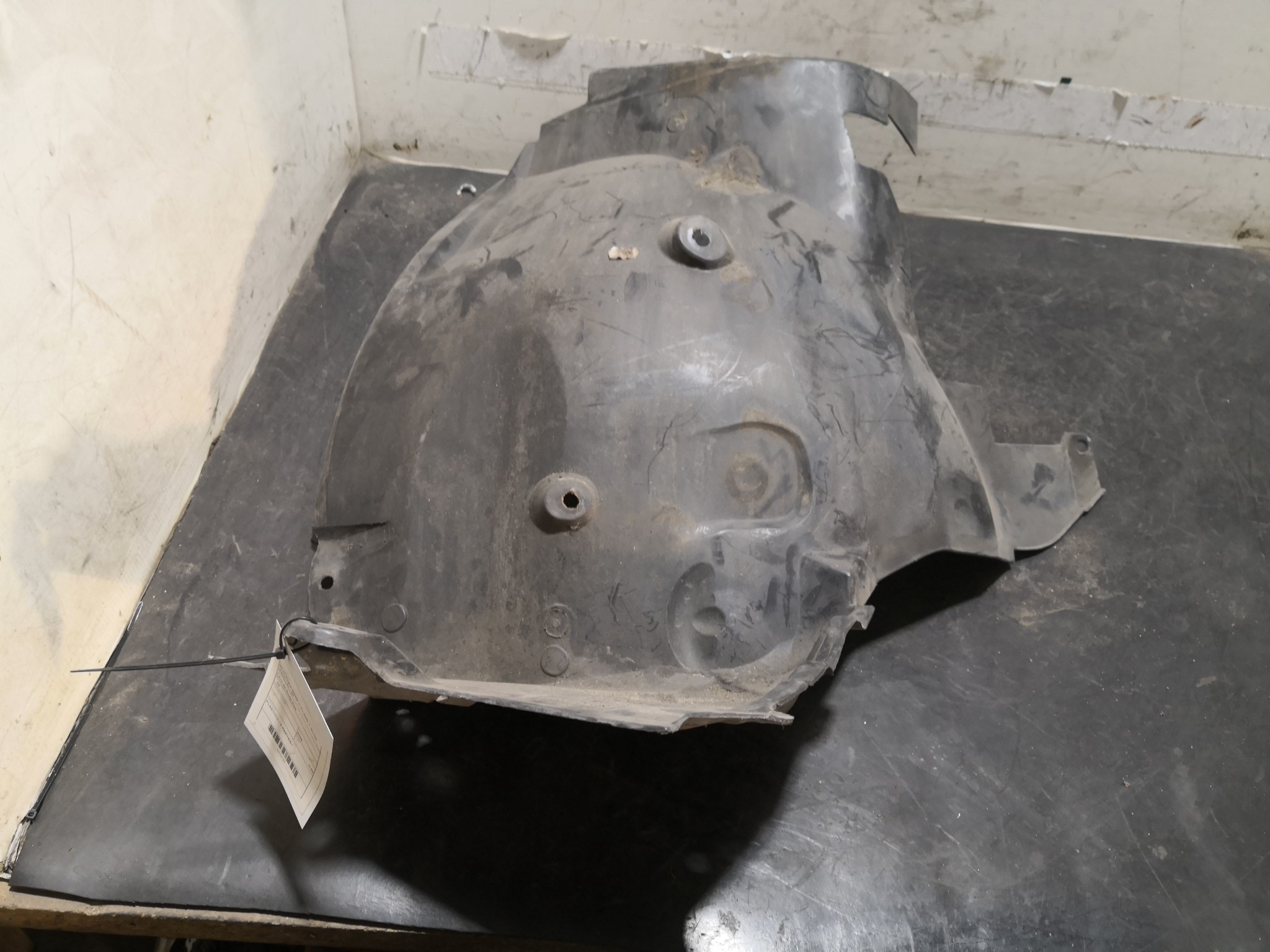 Cave de Roda Esq MERCEDES-BENZ - ID S_83722