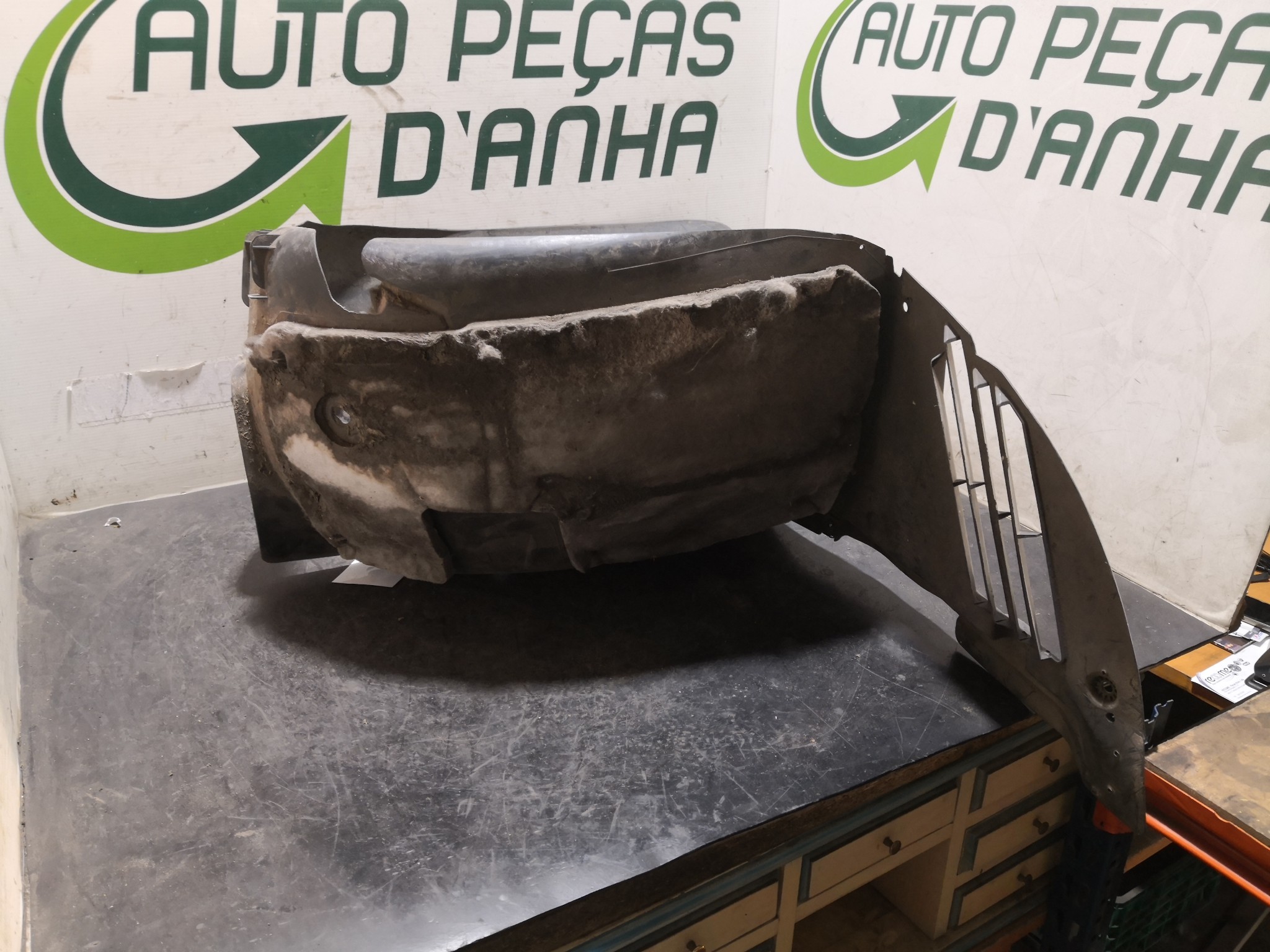 Cave de Roda Esq PEUGEOT 307 SW (3H) | 02 - 09 Imagem-2