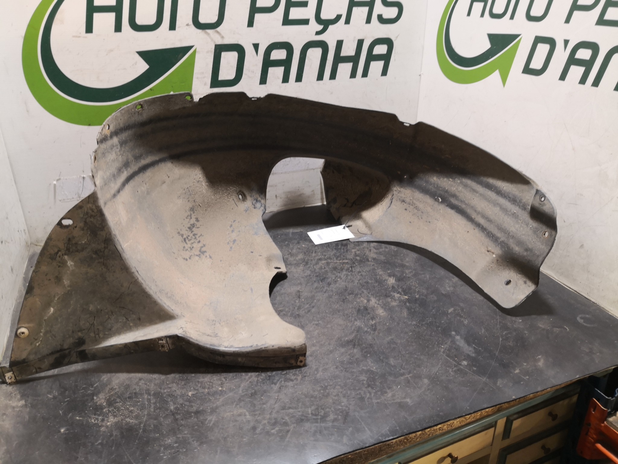 Cave de Roda Esq VOLKSWAGEN POLO (9N_) | 01 - 14 Imagem-1